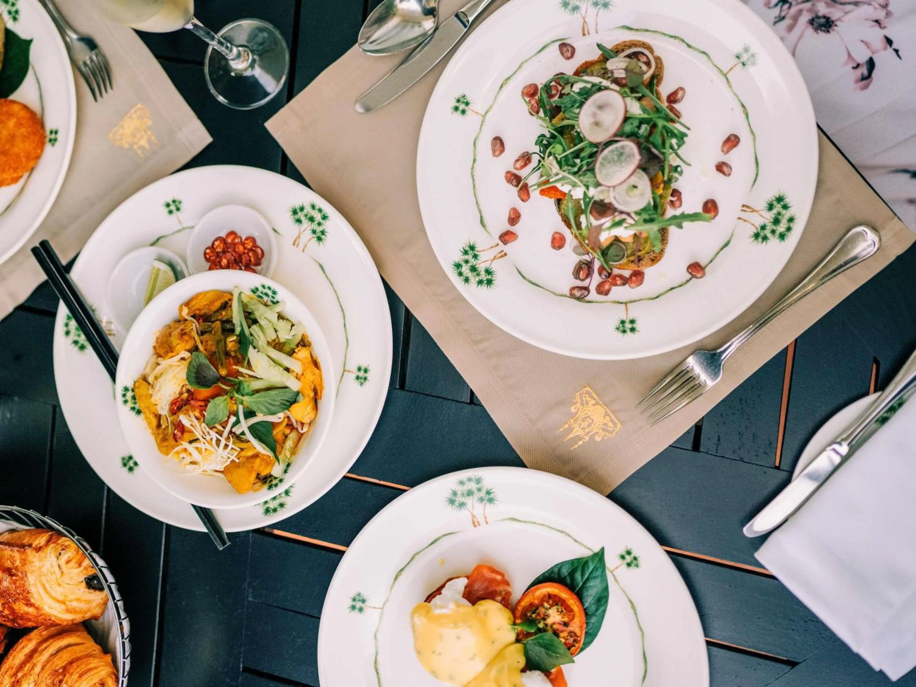 Breakfast in Raffles Grand Hotel d'Angkor