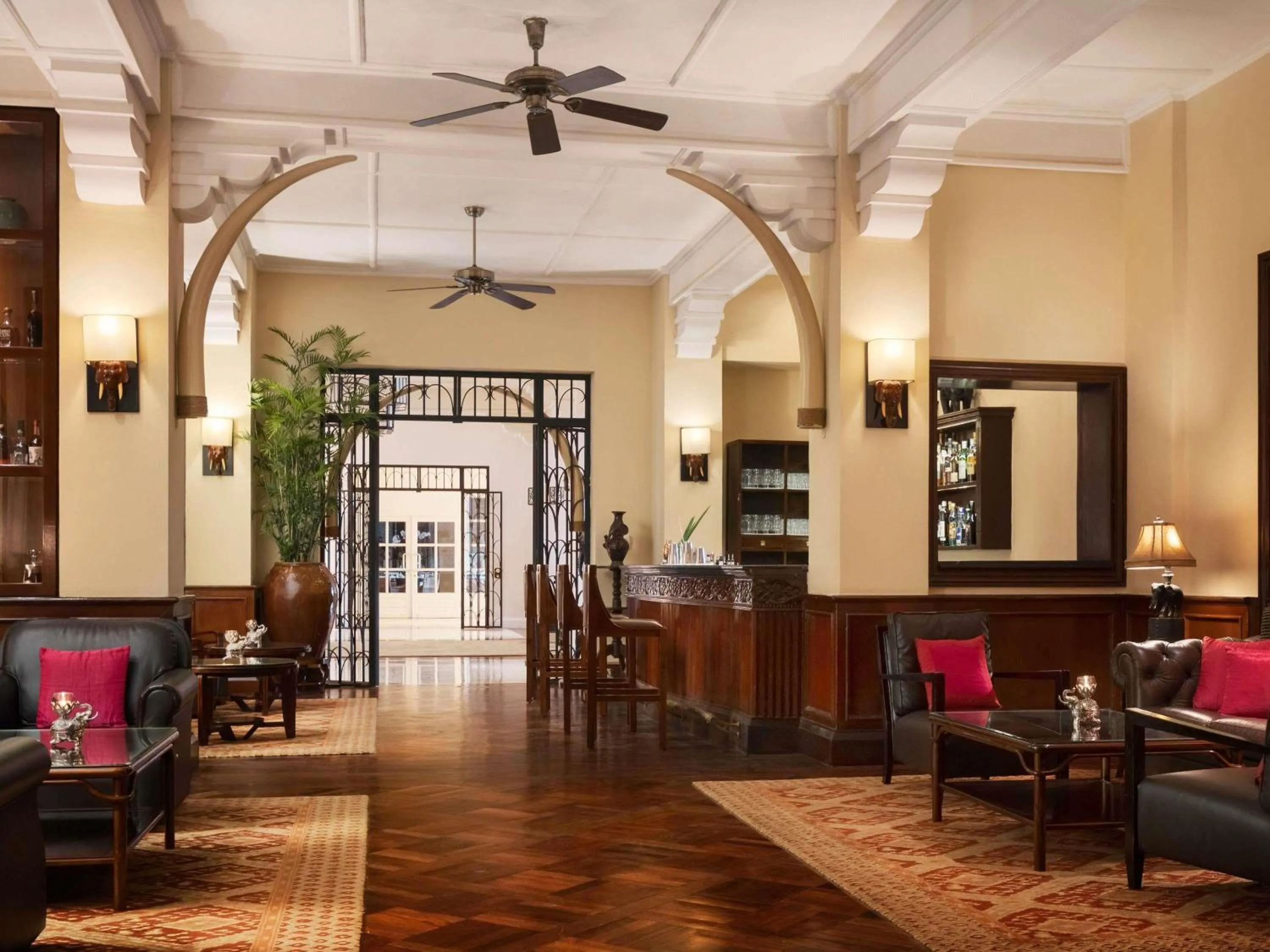 Lounge or bar in Raffles Grand Hotel d'Angkor