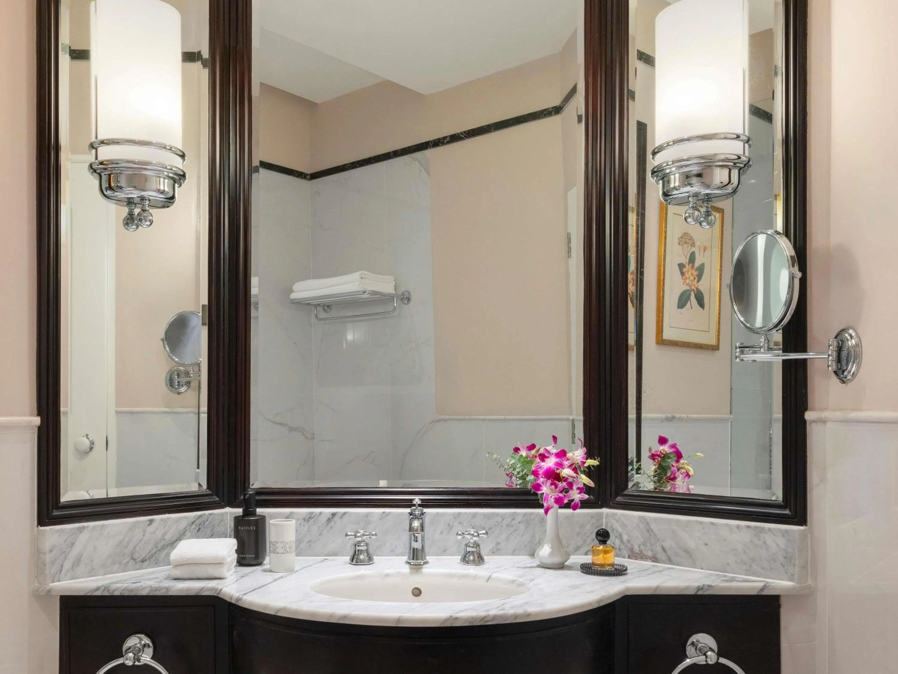 Bedroom in Raffles Grand Hotel d'Angkor