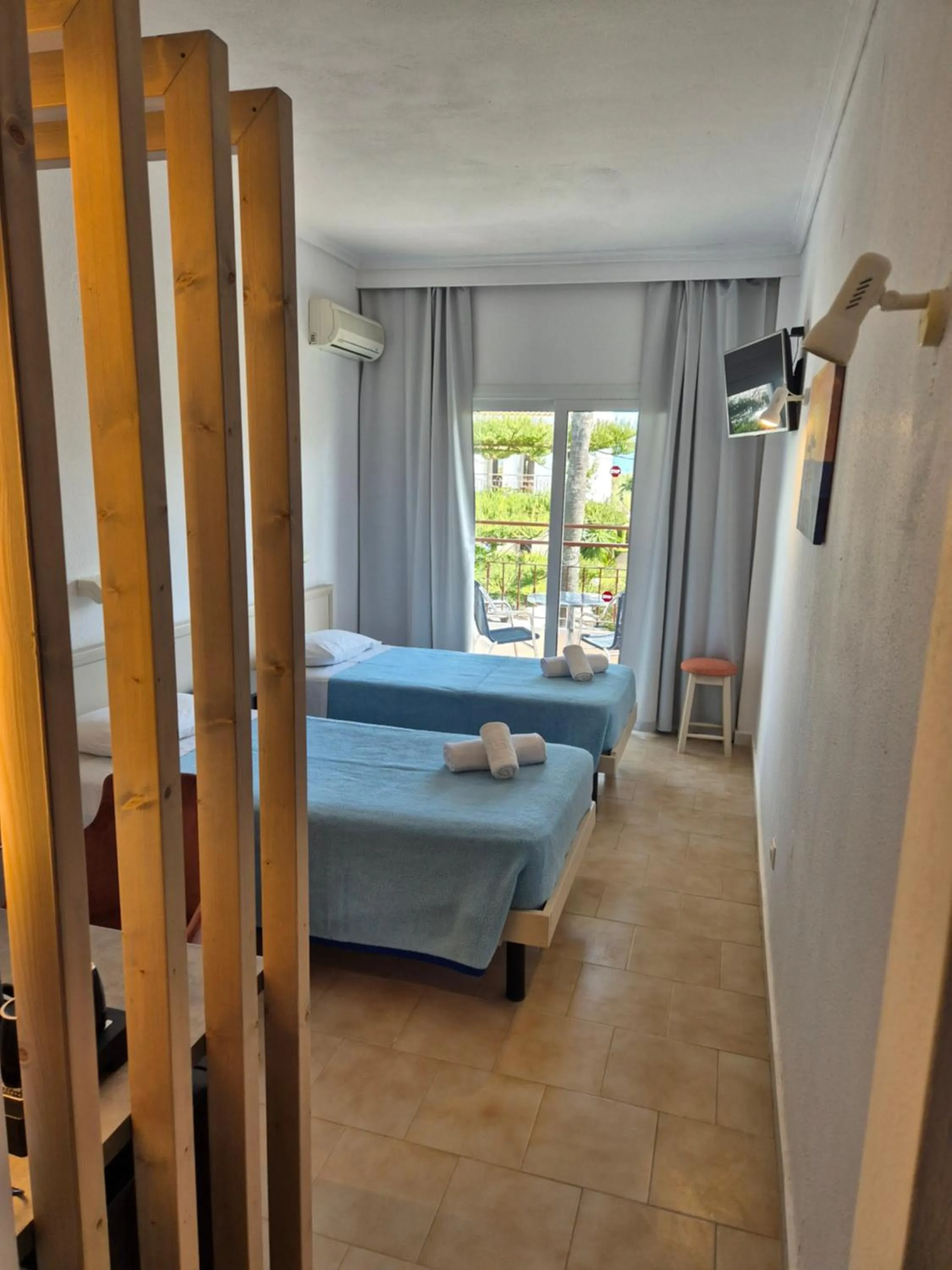 Bed in Morfeas Hotel