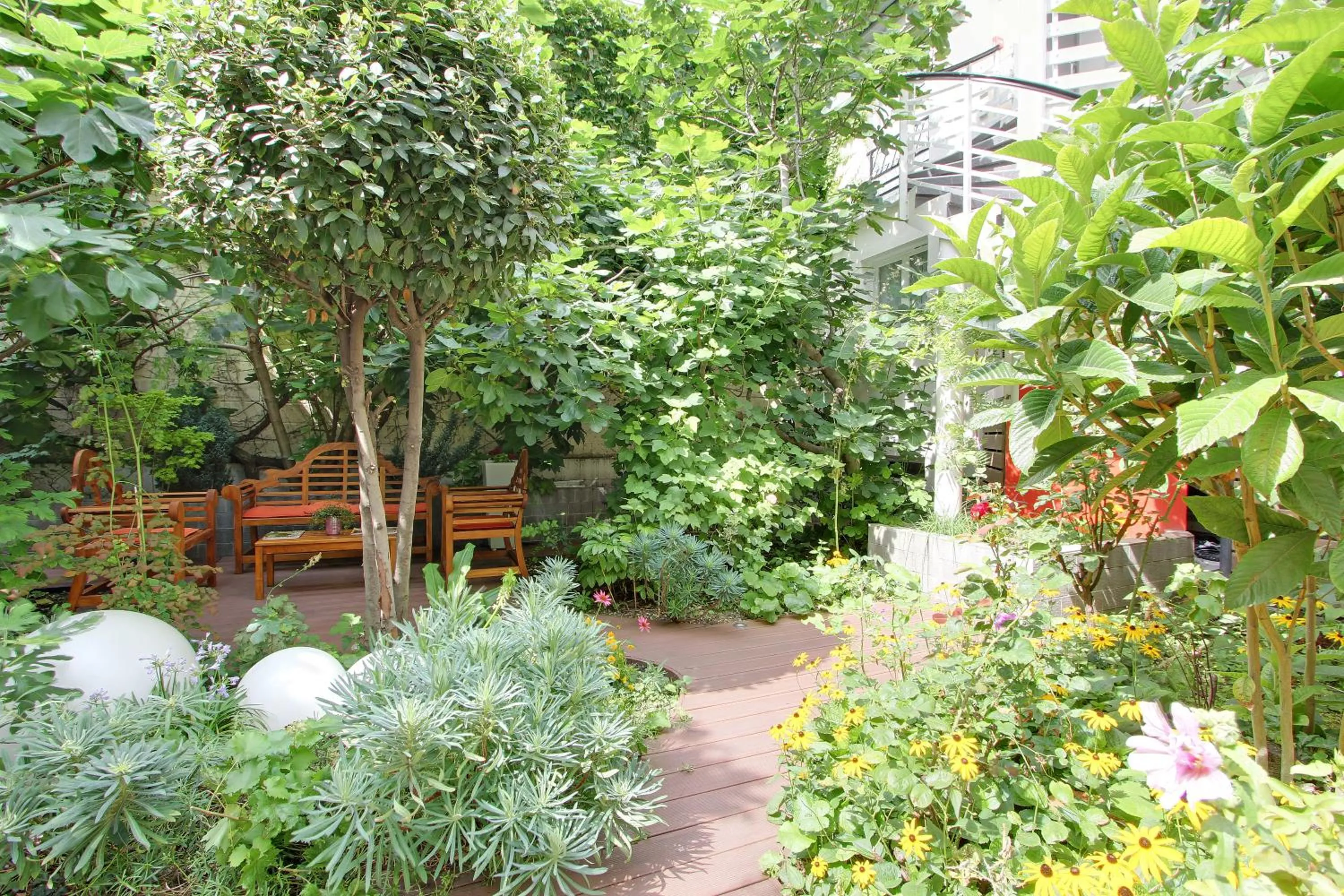 Garden in Hotel Alhambra