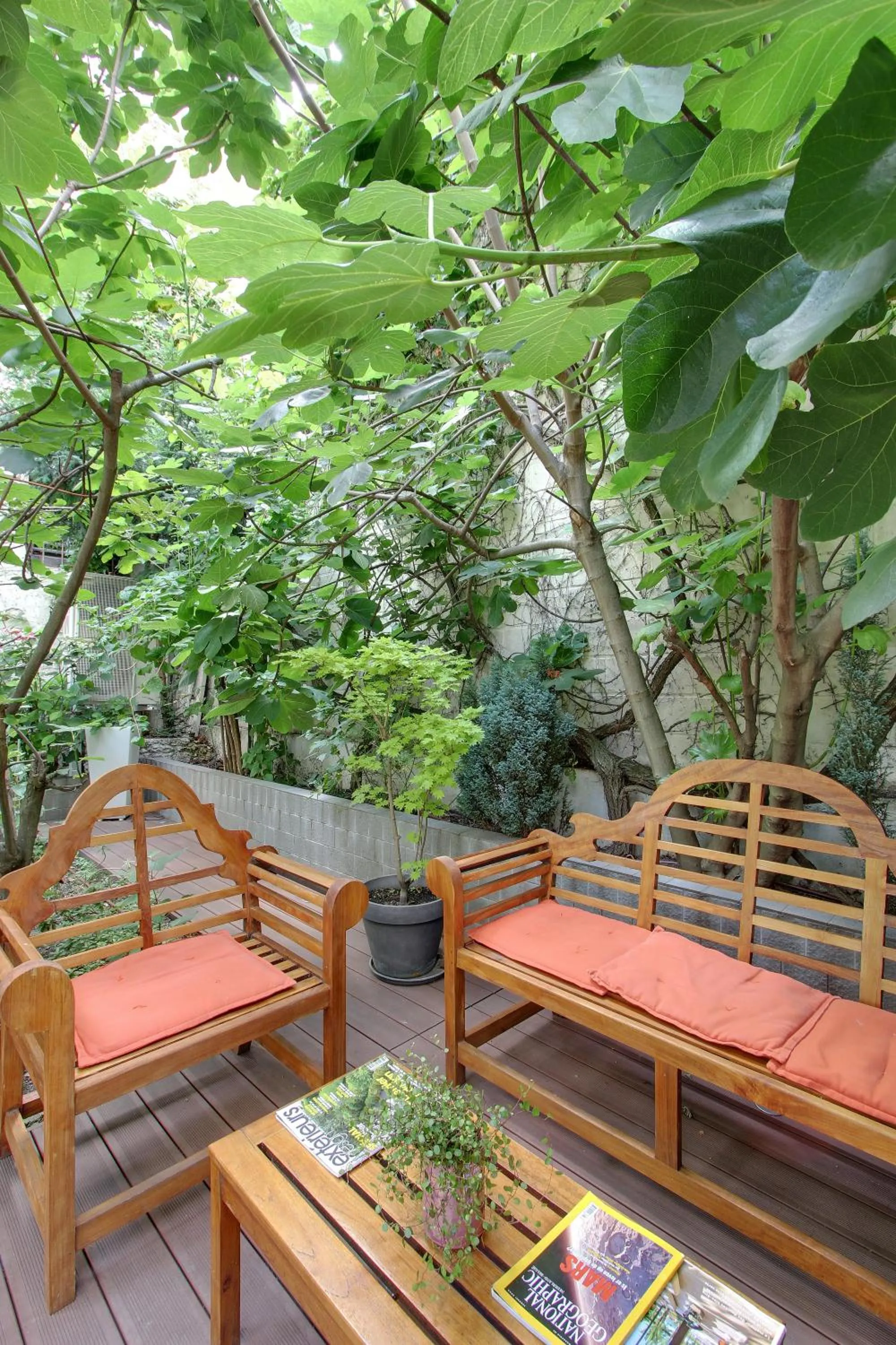 Patio in Hotel Alhambra