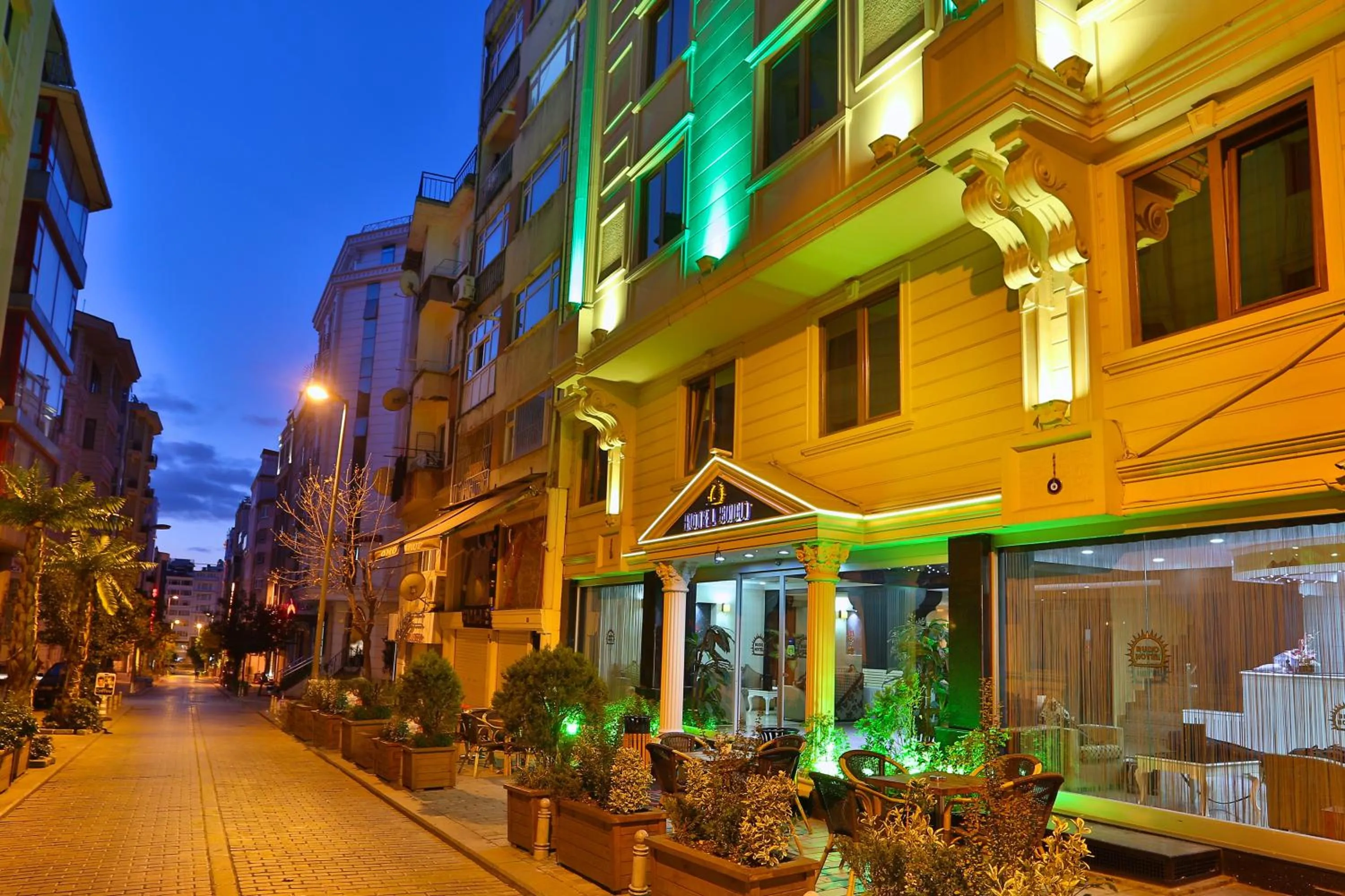 Facade/entrance in Budo Hotel