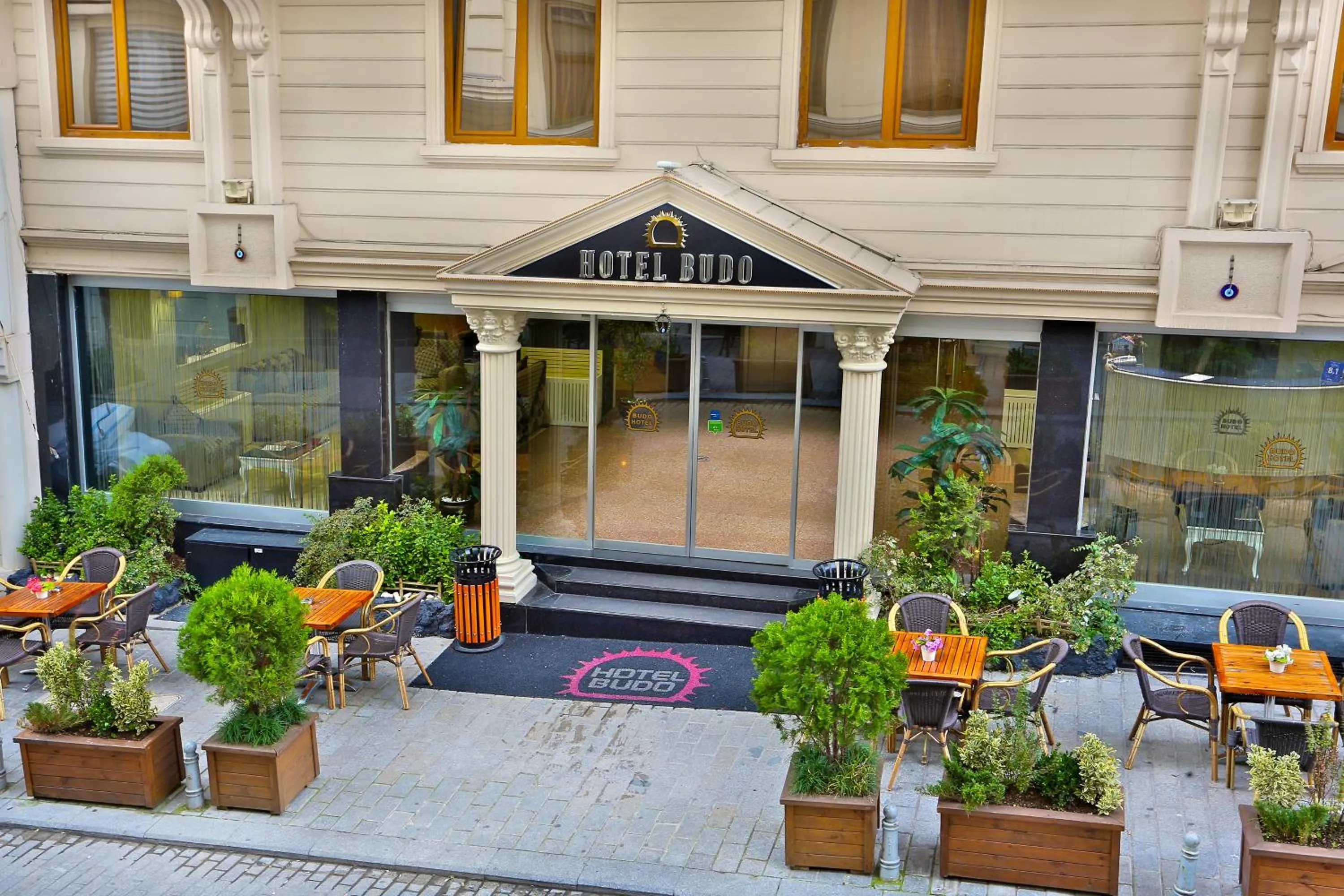 Facade/entrance in Budo Hotel