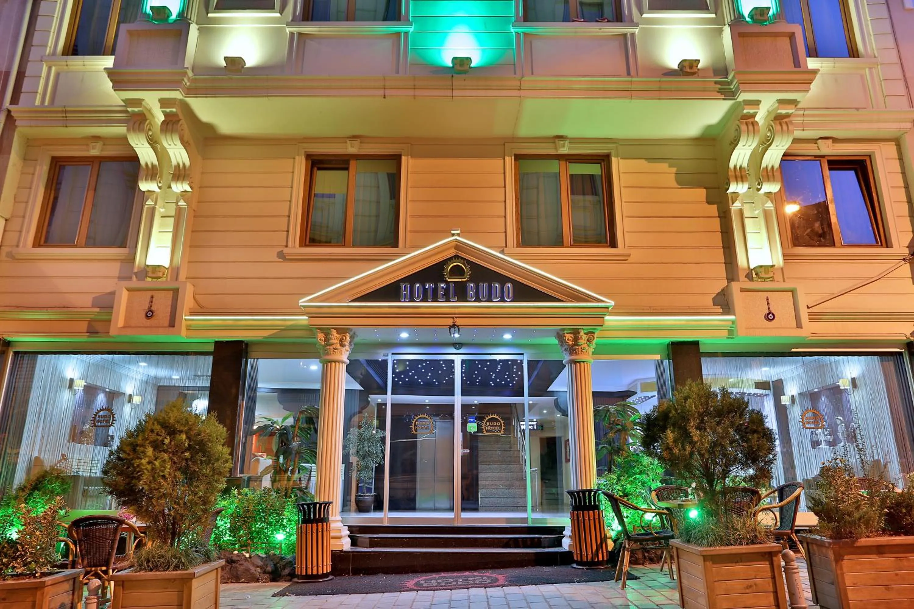 Facade/entrance in Budo Hotel