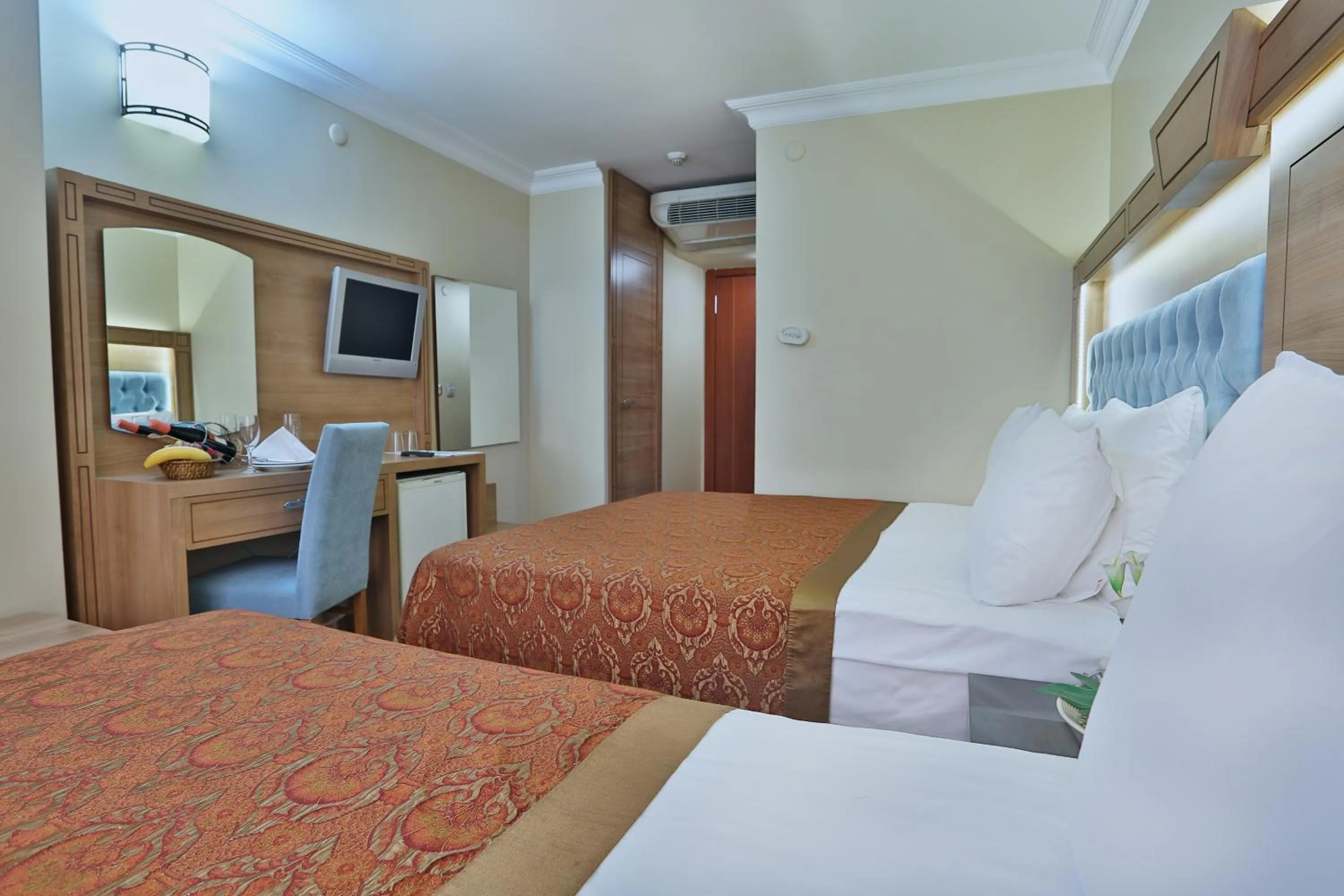 Photo of the whole room, Bed in Budo Hotel