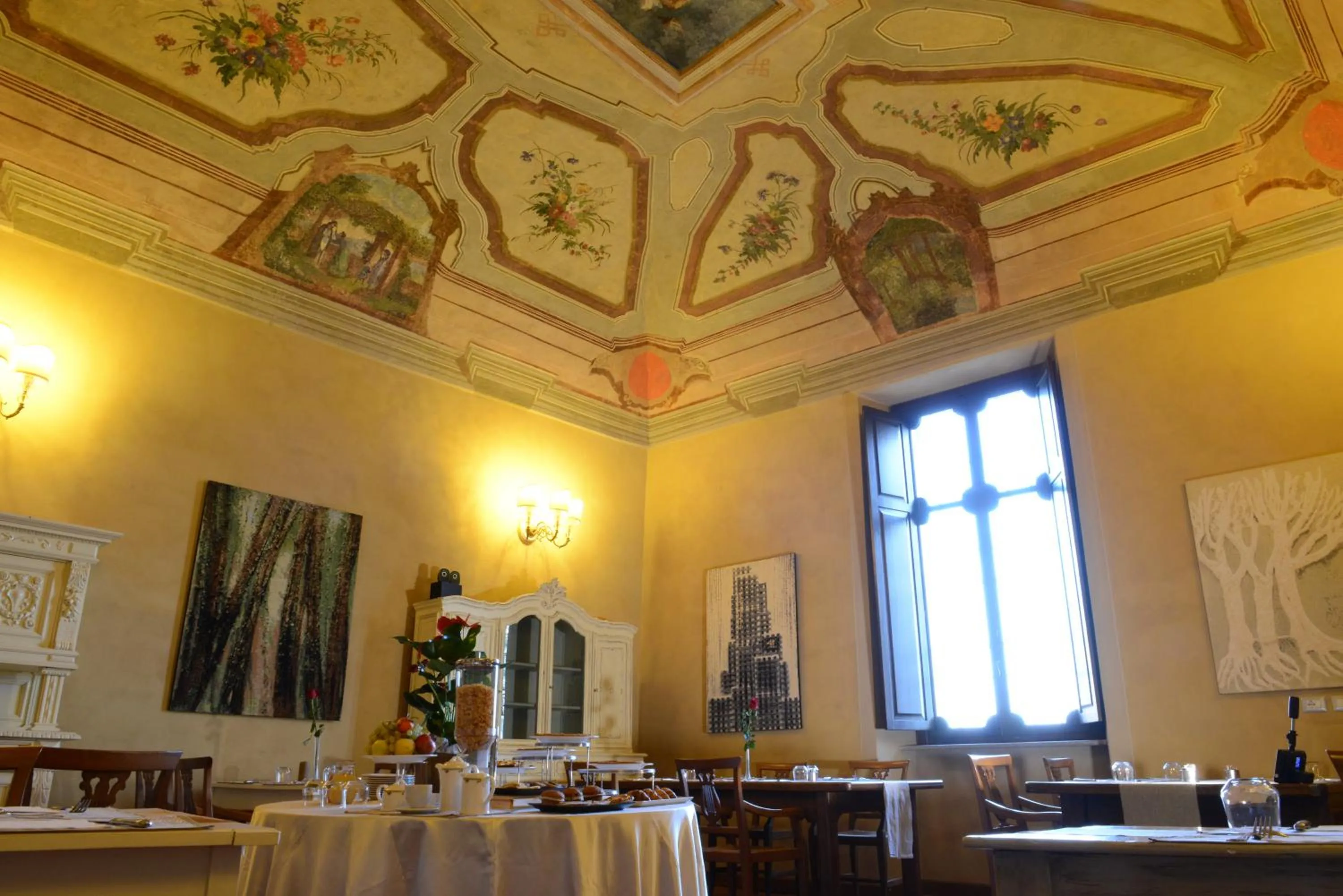 Restaurant/places to eat in Relais Palazzo Paleologi Sec.XIV