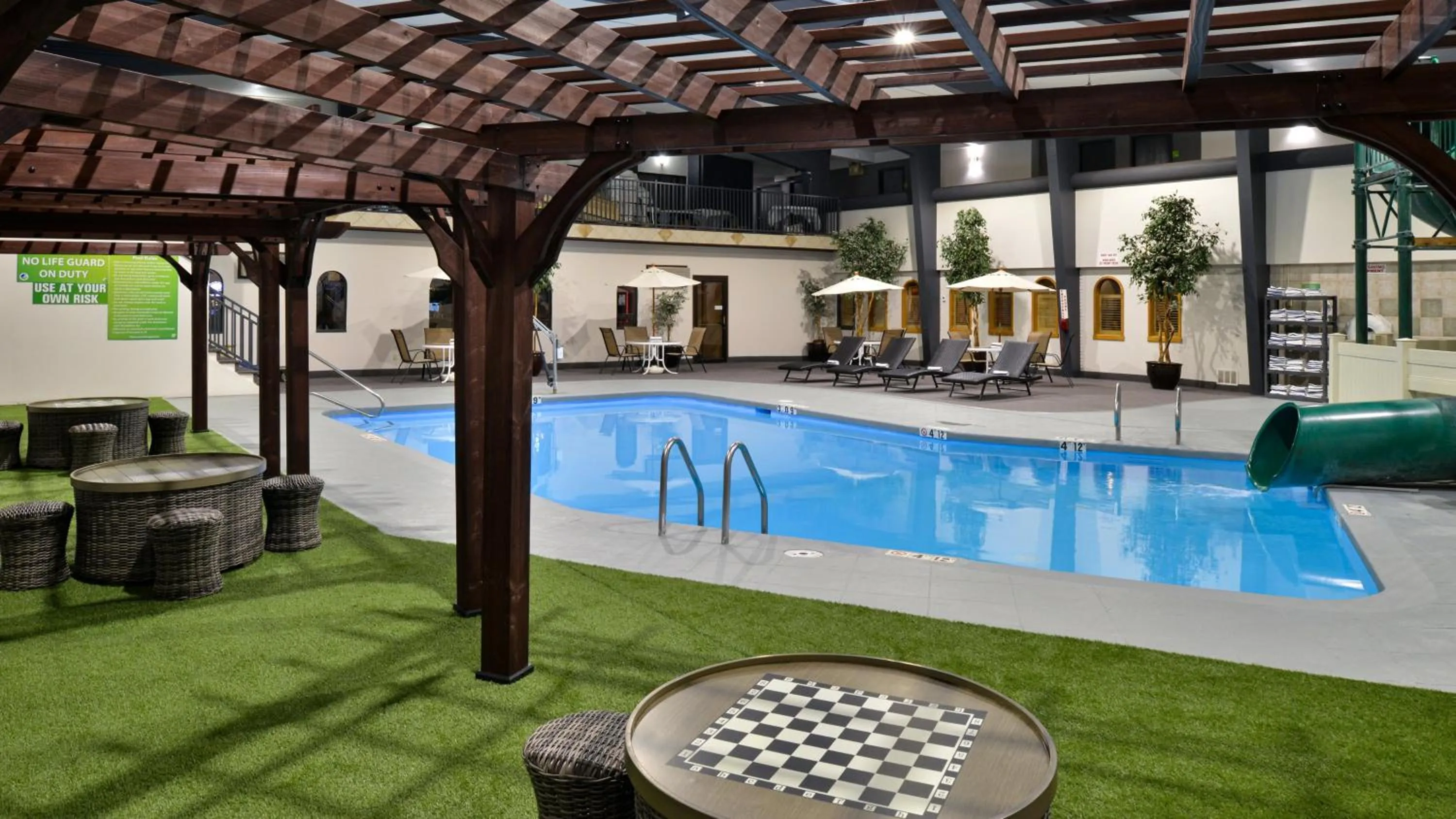 Swimming pool in Holiday Inn Great Falls-Convention Center by IHG