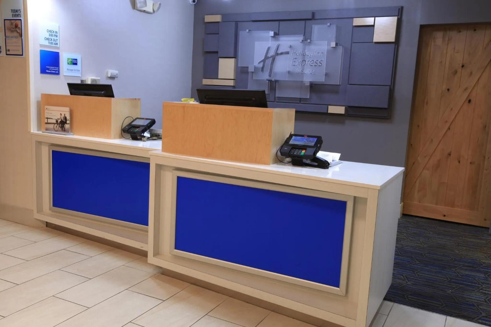 Property building in Holiday Inn Express & Suites Chattanooga-Hixson by IHG