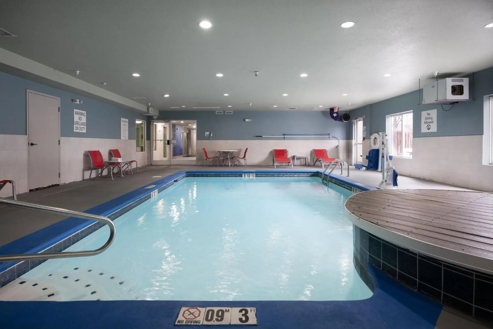 Swimming pool in Holiday Inn Express & Suites Chattanooga-Hixson by IHG