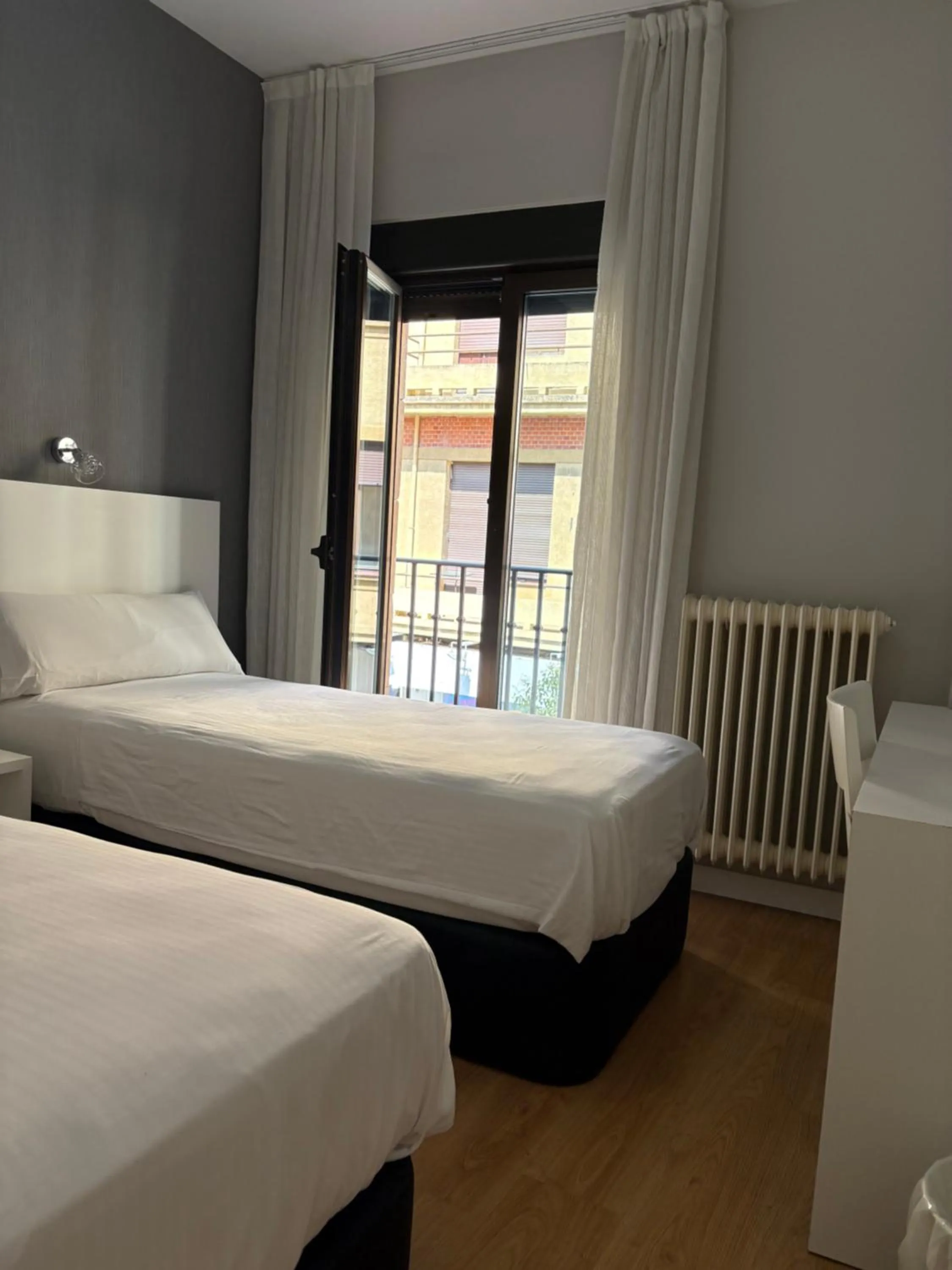 Bedroom, Bed in Hotel Amefa