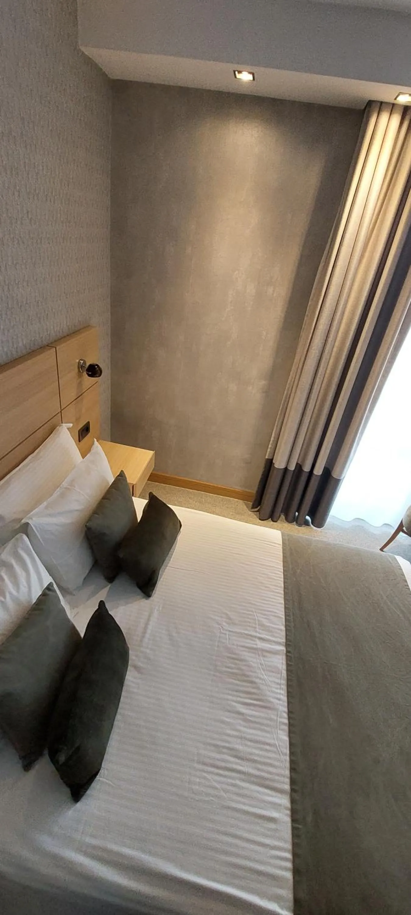 Photo of the whole room, Bed in Anatolia Hotel Komotini