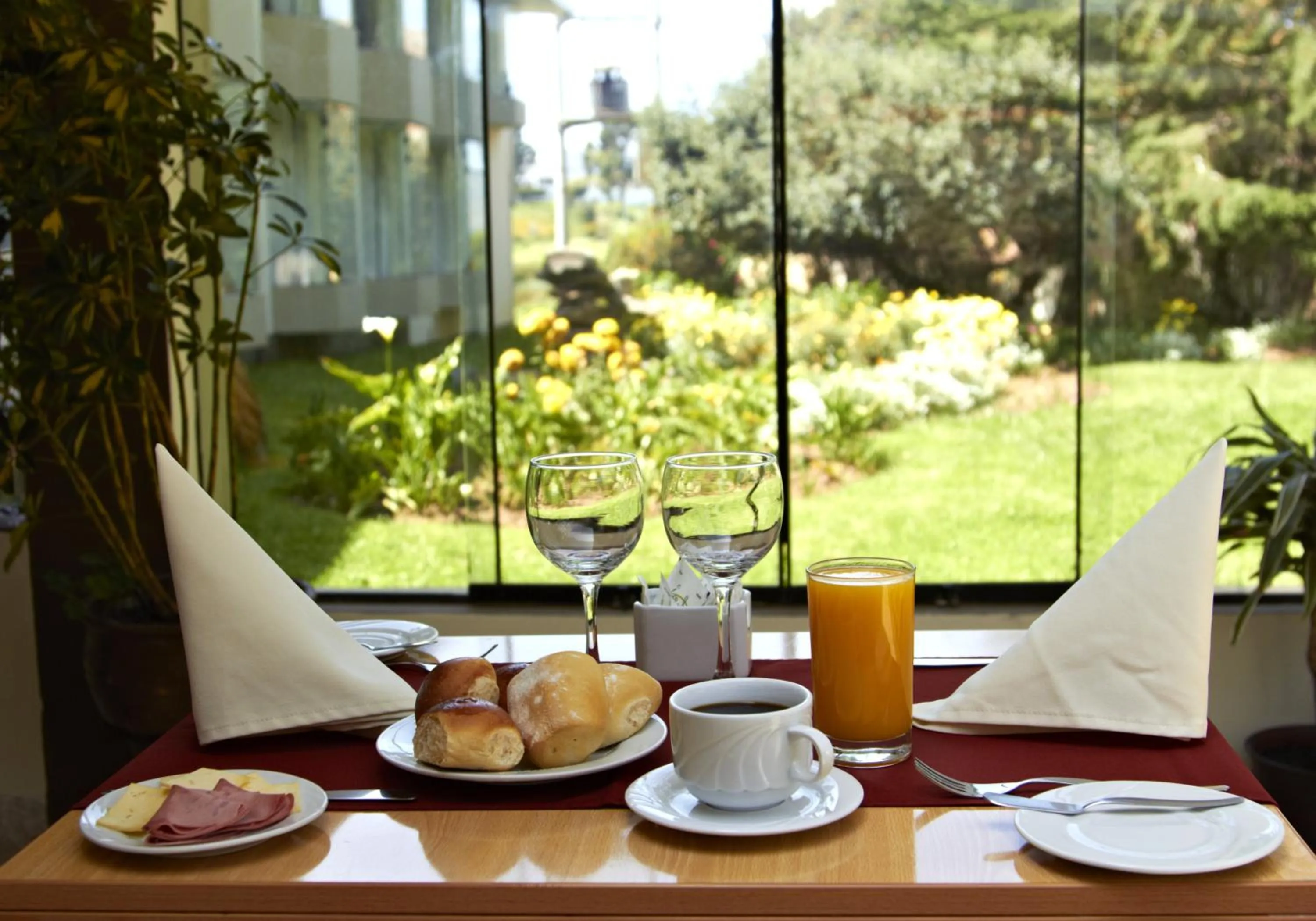 Food and drinks in Xima Exclusive Puno