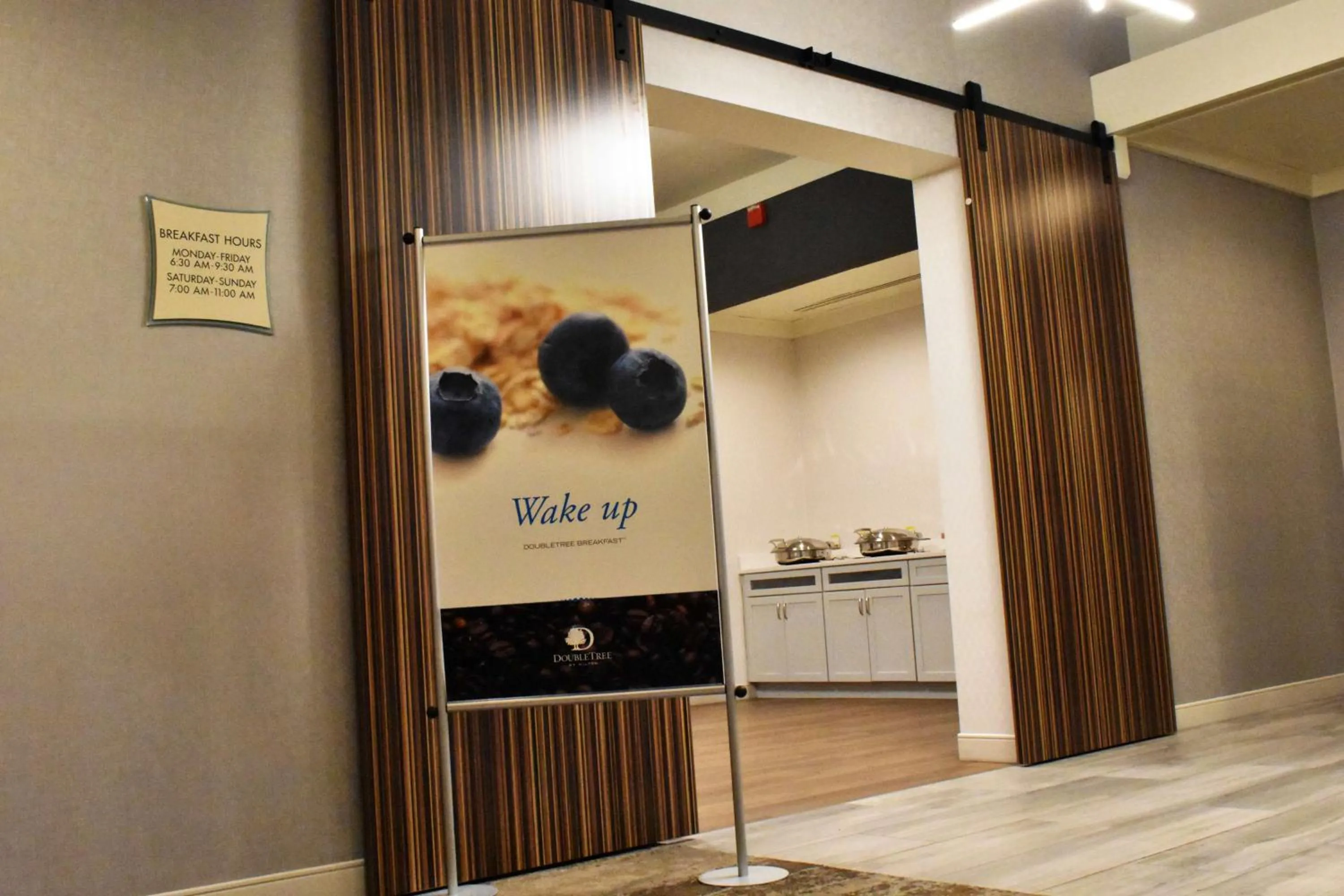 Restaurant/places to eat in Doubletree By Hilton Helena Downtown