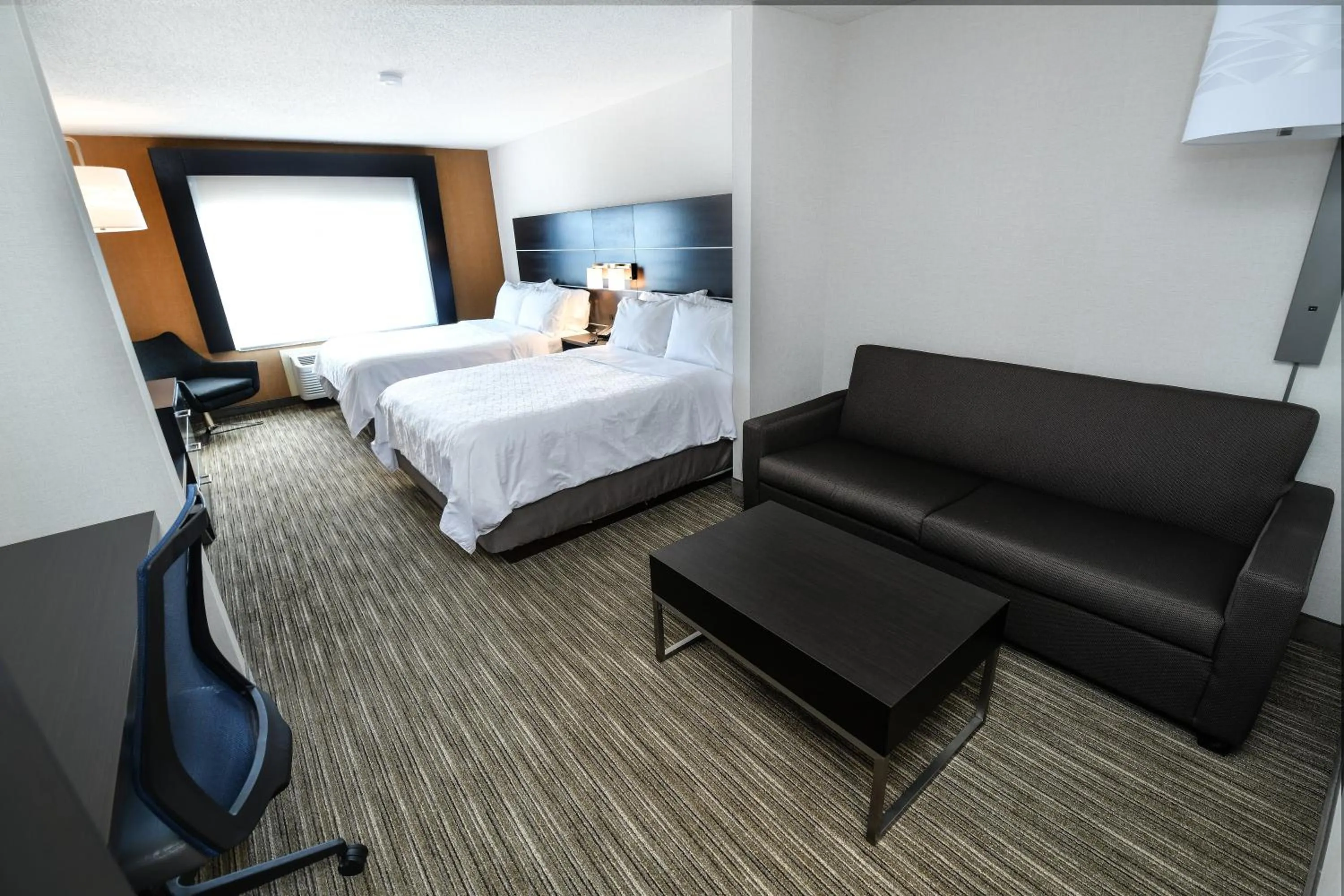 Photo of the whole room, Bed in Holiday Inn Express Hotel & Suites Grand Forks by IHG