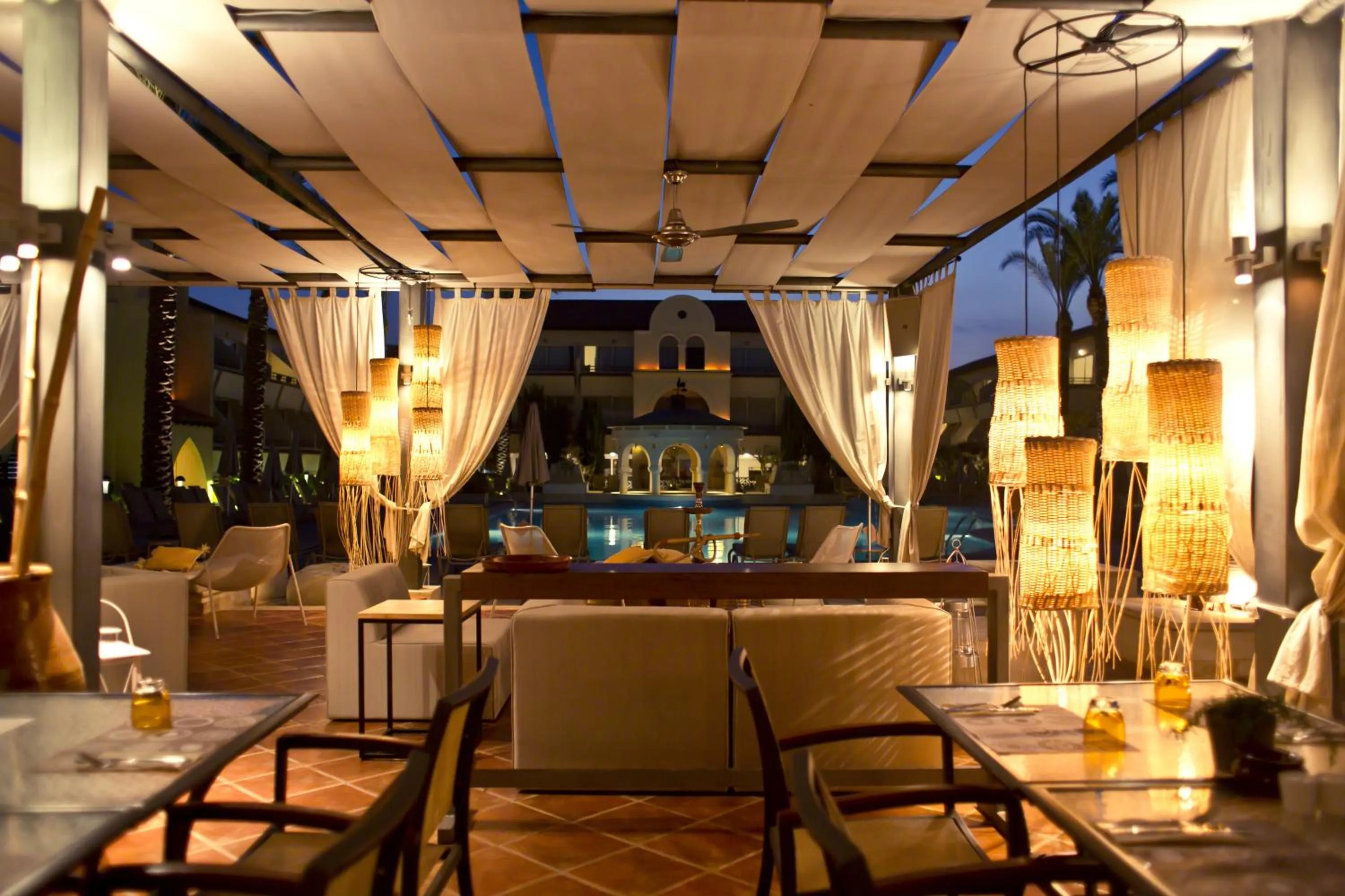 Restaurant/places to eat in Napa Plaza Hotel (Adults Only)