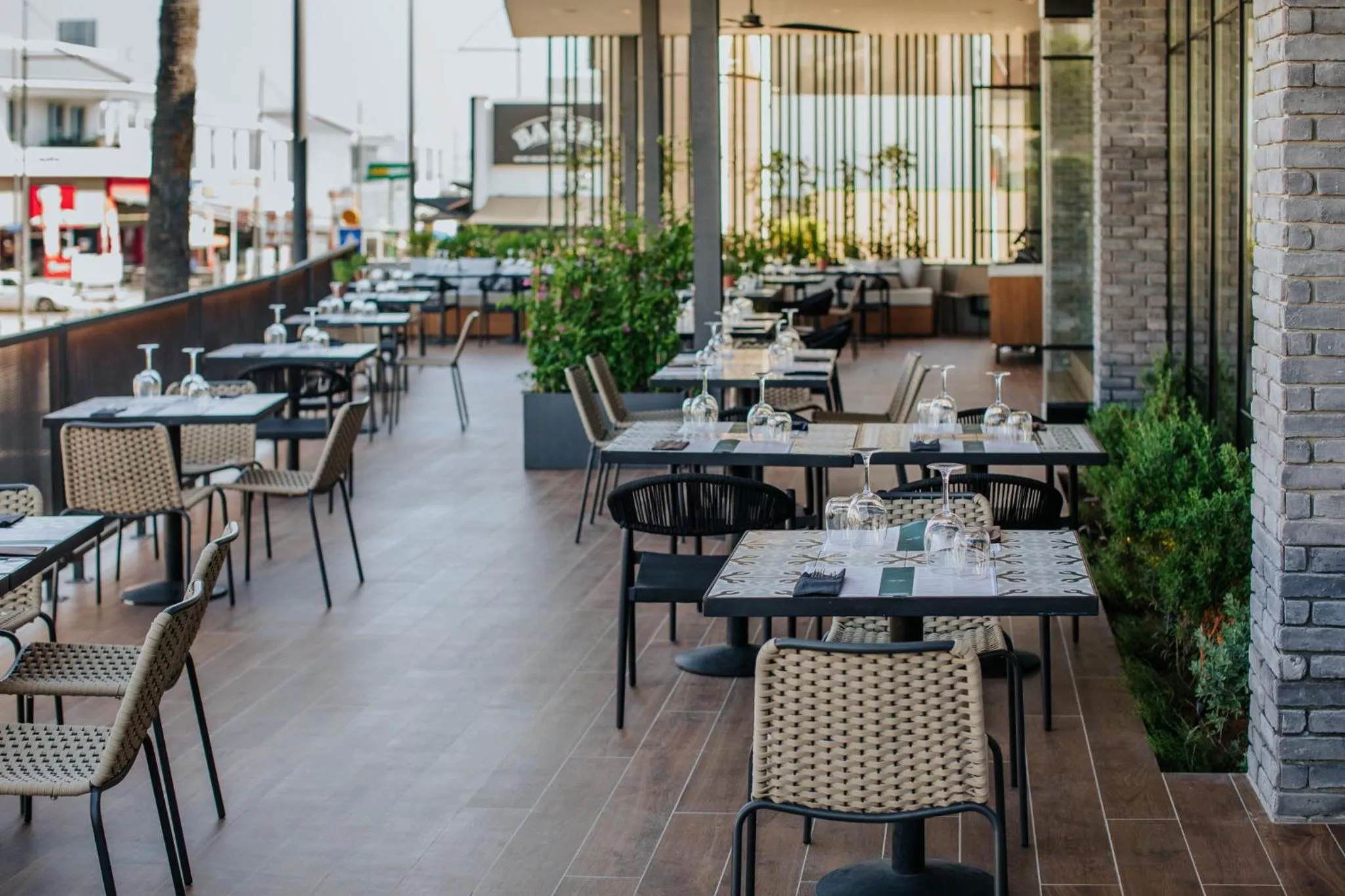 Restaurant/places to eat in Napa Plaza Hotel (Adults Only)