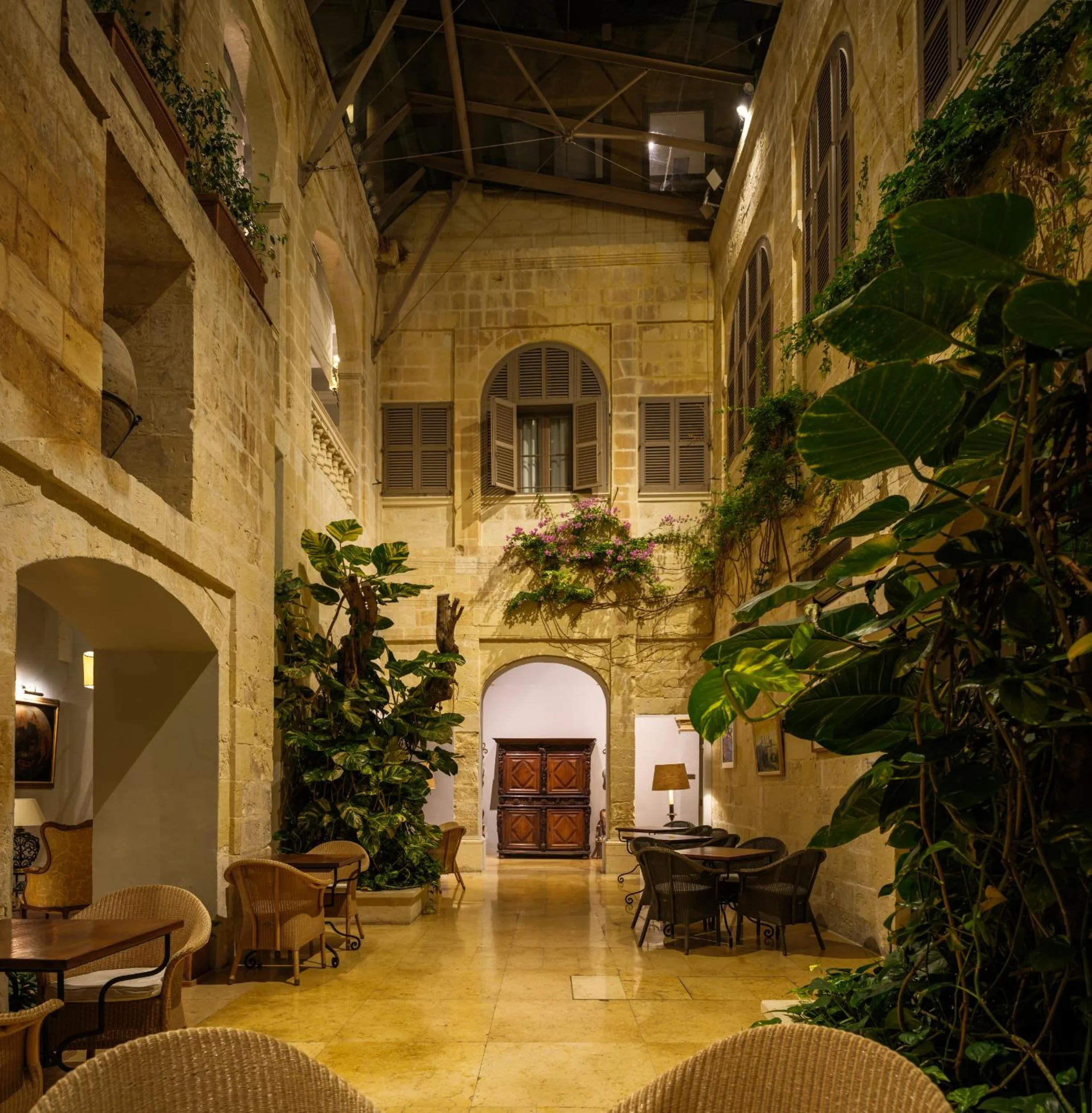 Night in The Xara Palace Relais & Chateaux