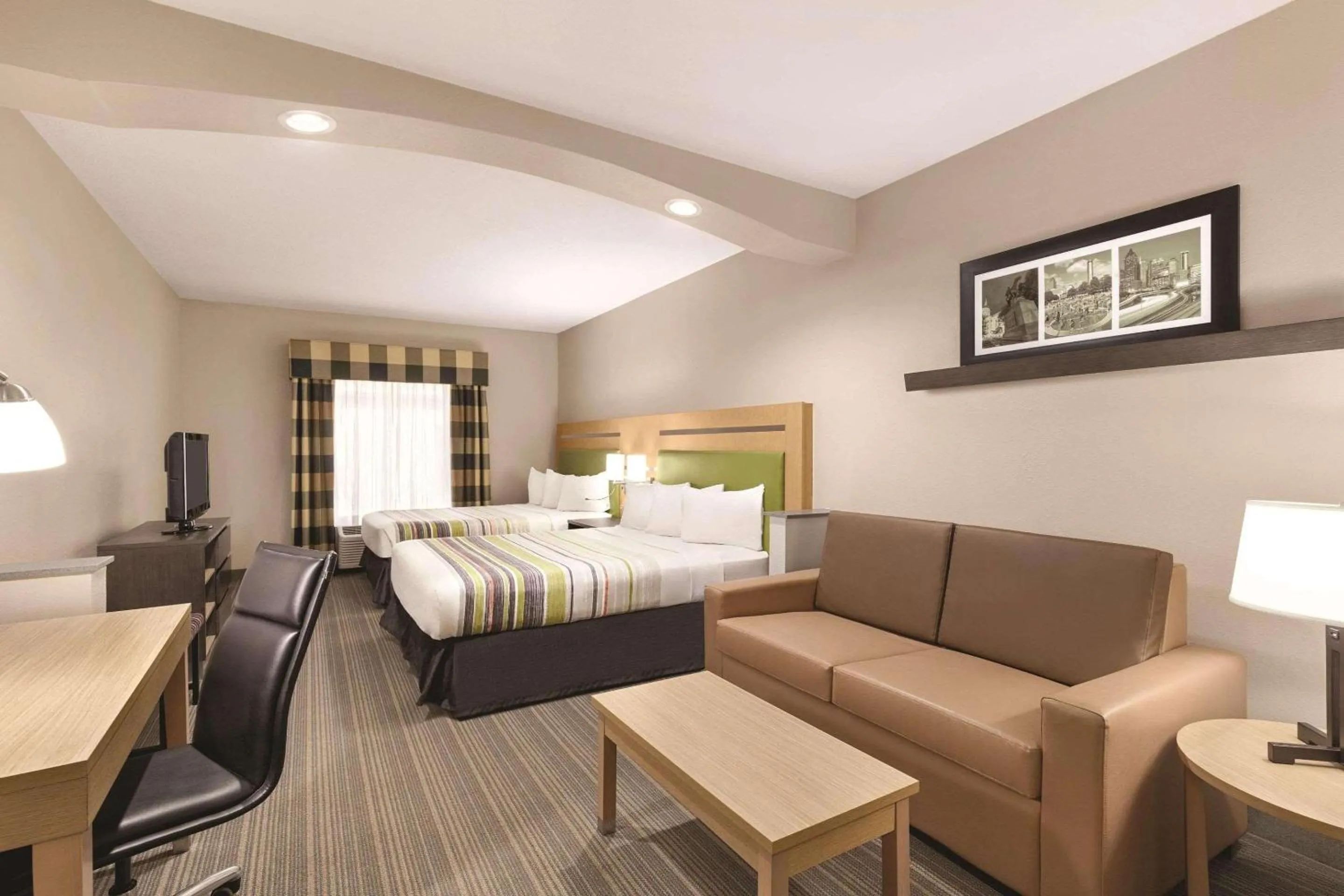 Bedroom, Bed in Country Inn & Suites by Radisson, Griffin, GA