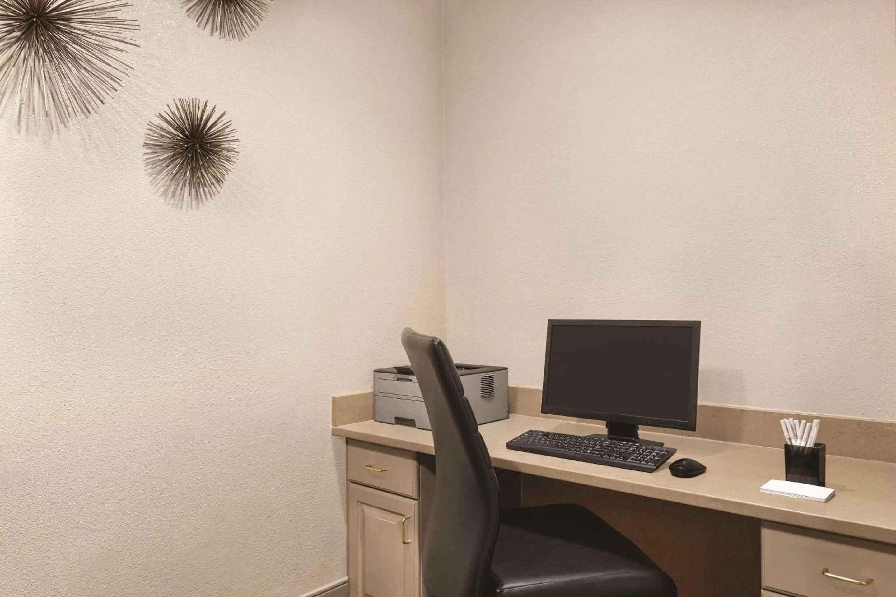 Business facilities in Country Inn & Suites by Radisson, Griffin, GA