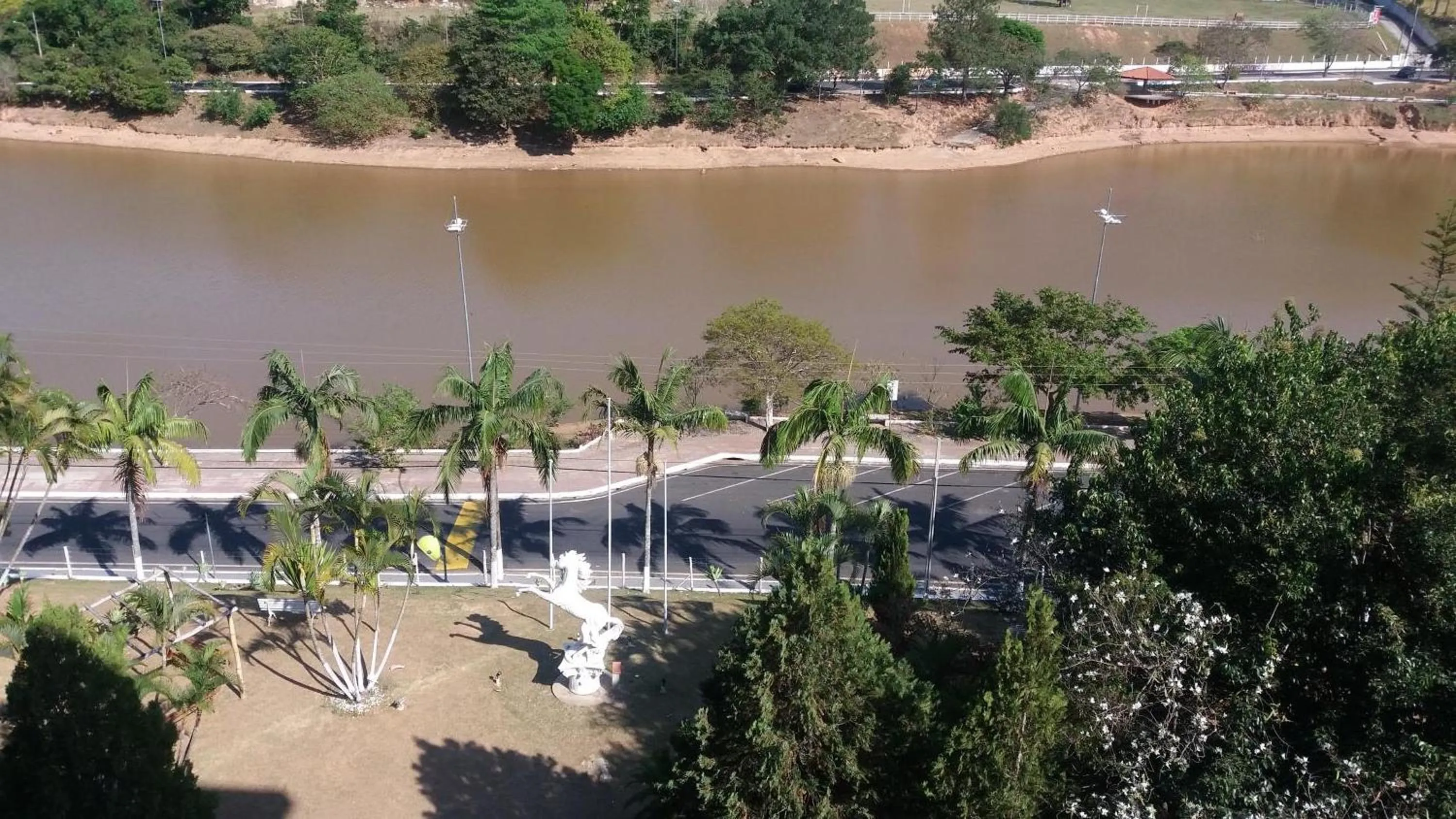 Lake view in Apartamento Hotel Cavalinho Branco