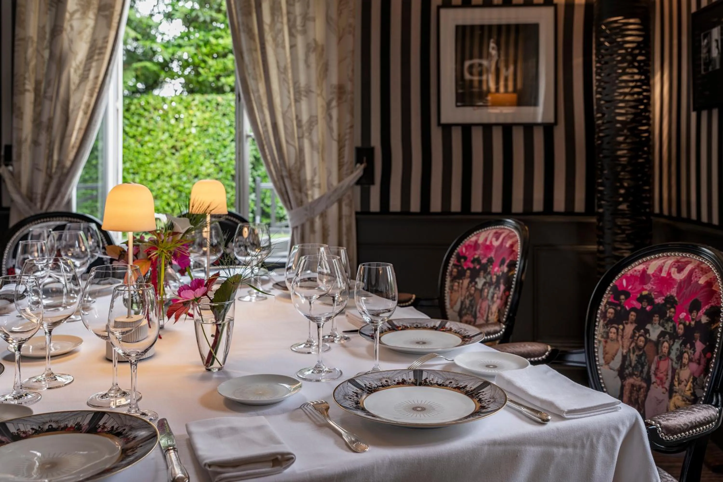 Restaurant/places to eat in La Chapelle Saint Martin