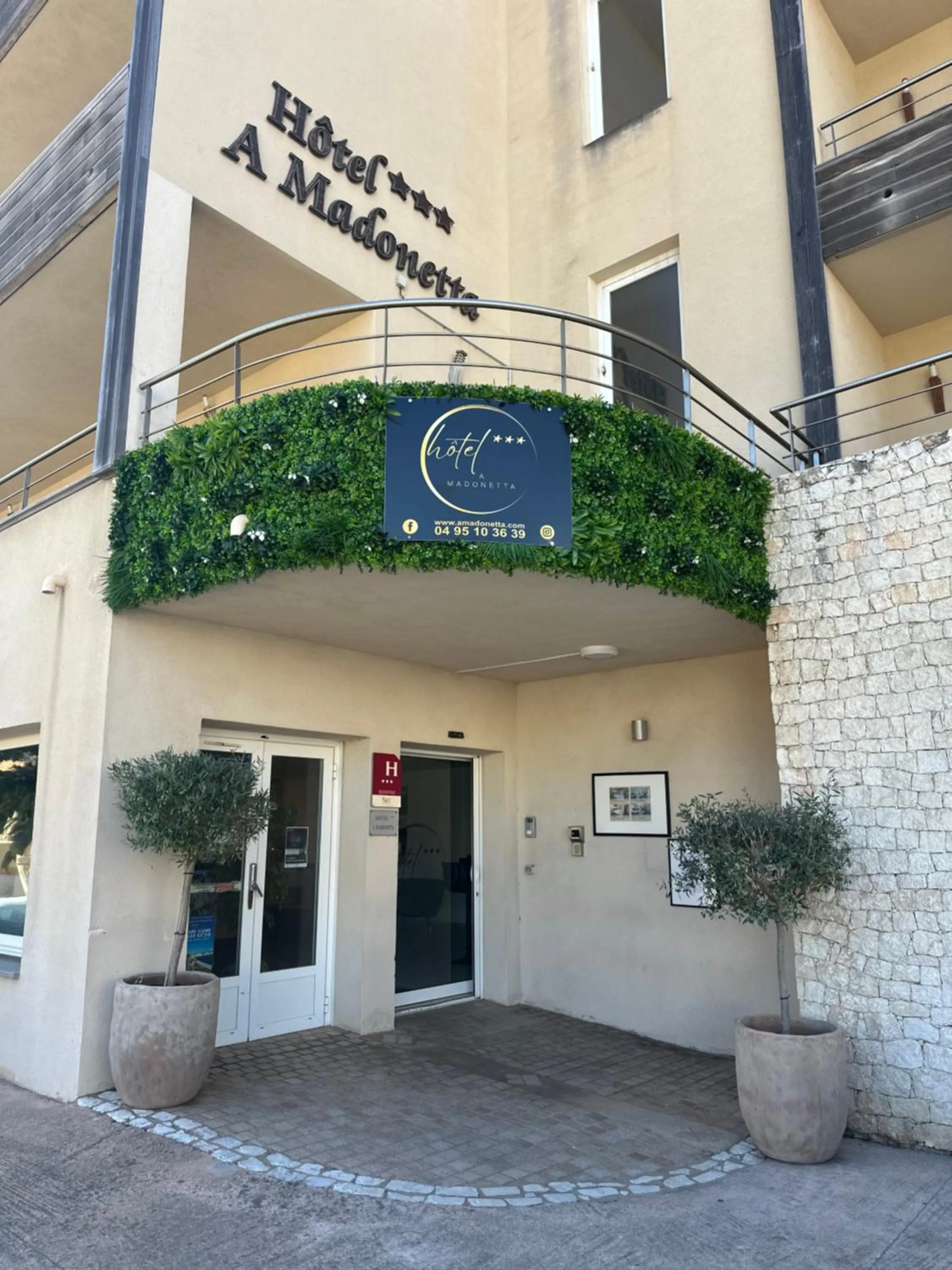 Property building in Hôtel A Madonetta