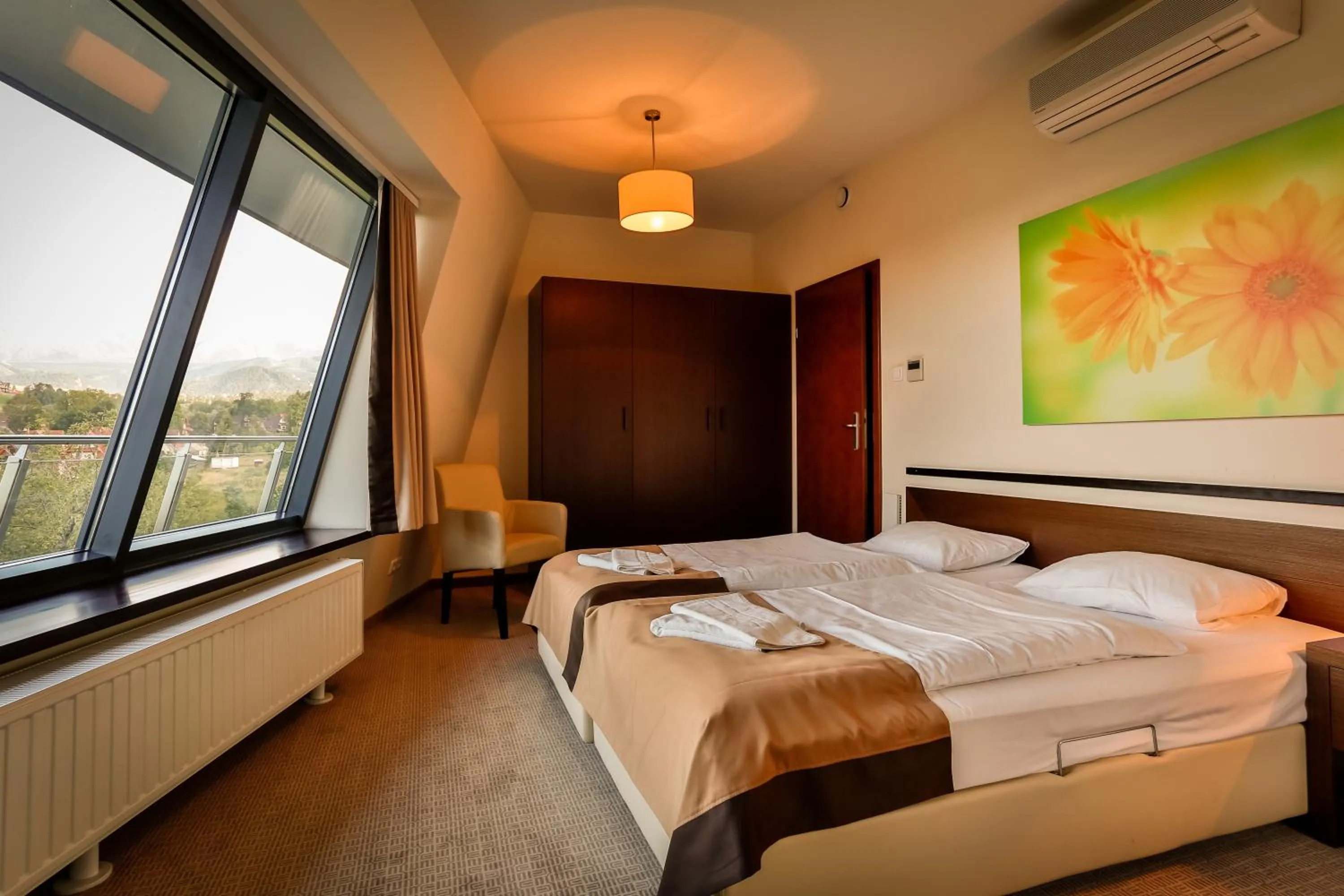 Photo of the whole room, Bed in Szklane Domy