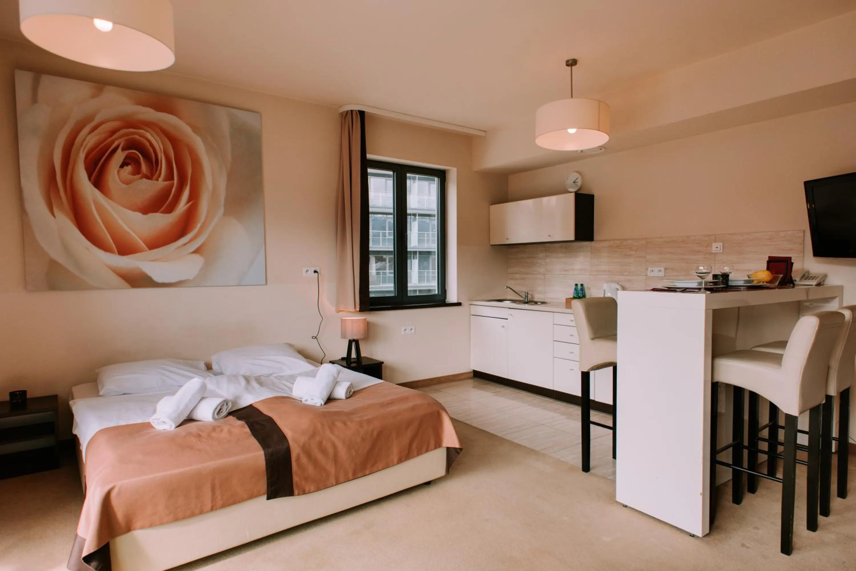 Kitchen or kitchenette, Bed in Szklane Domy