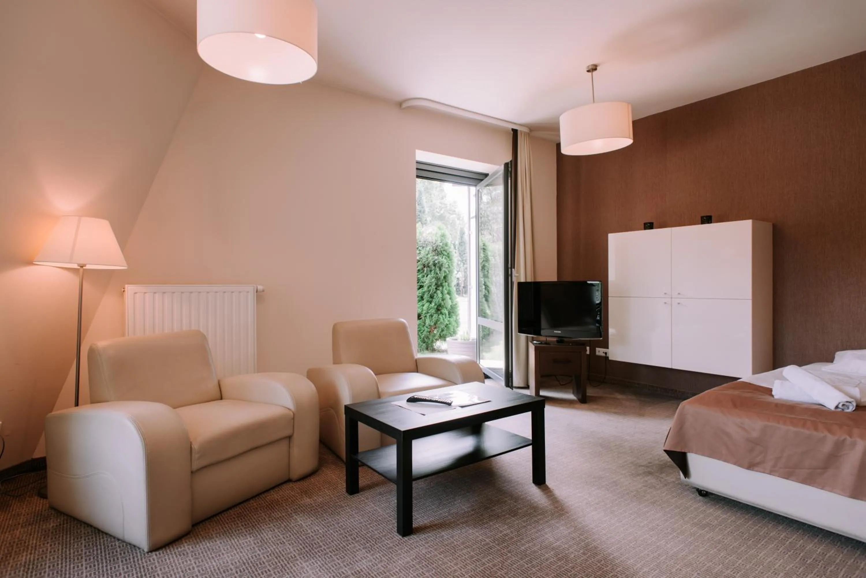 Living room, Bed in Szklane Domy