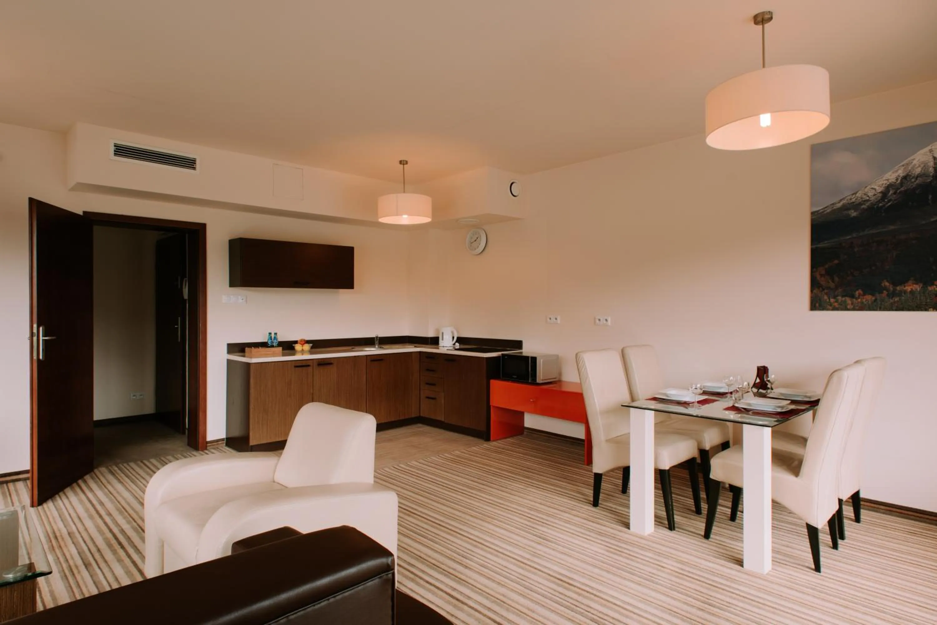 Kitchen or kitchenette in Szklane Domy