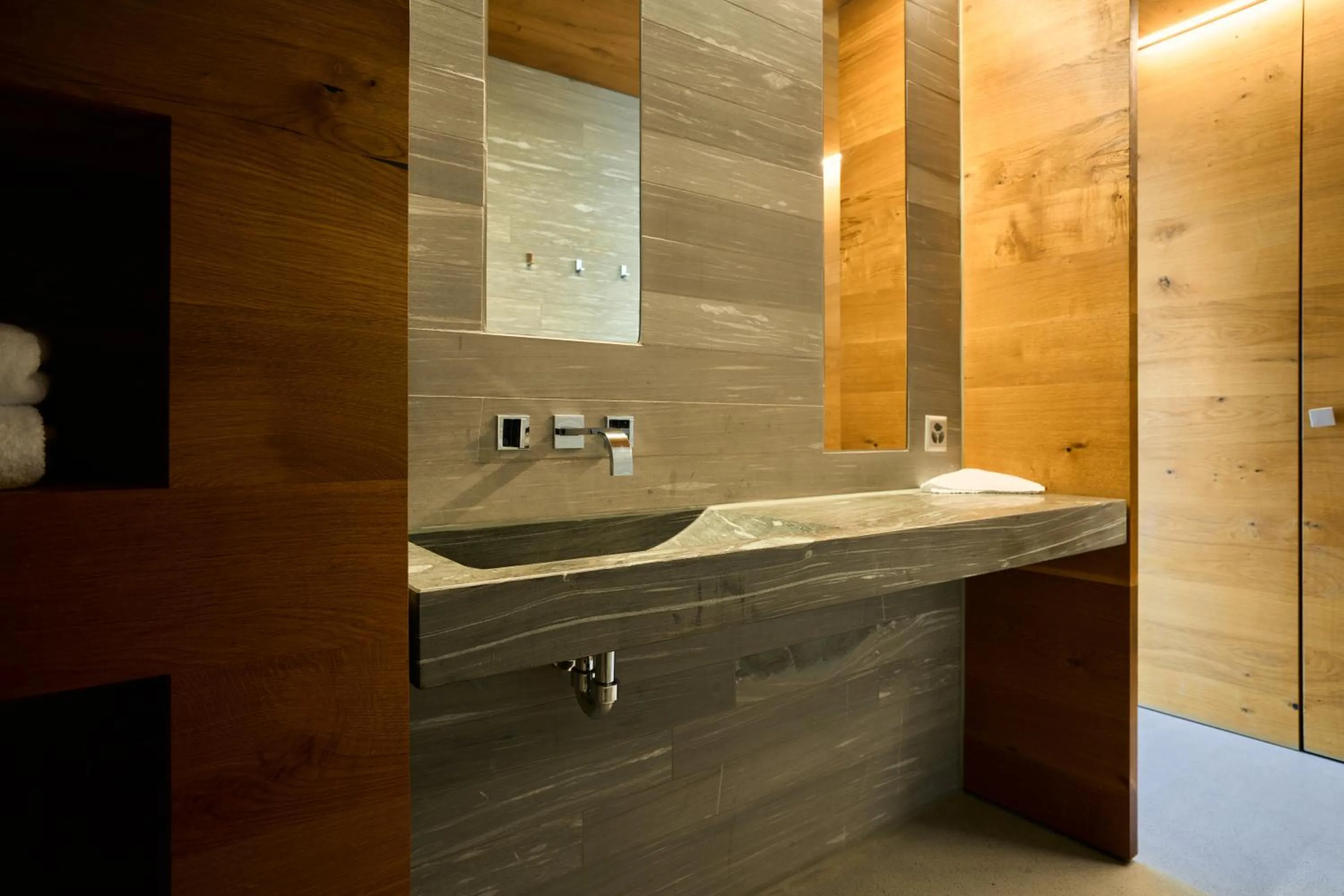 Bathroom in rocksresort