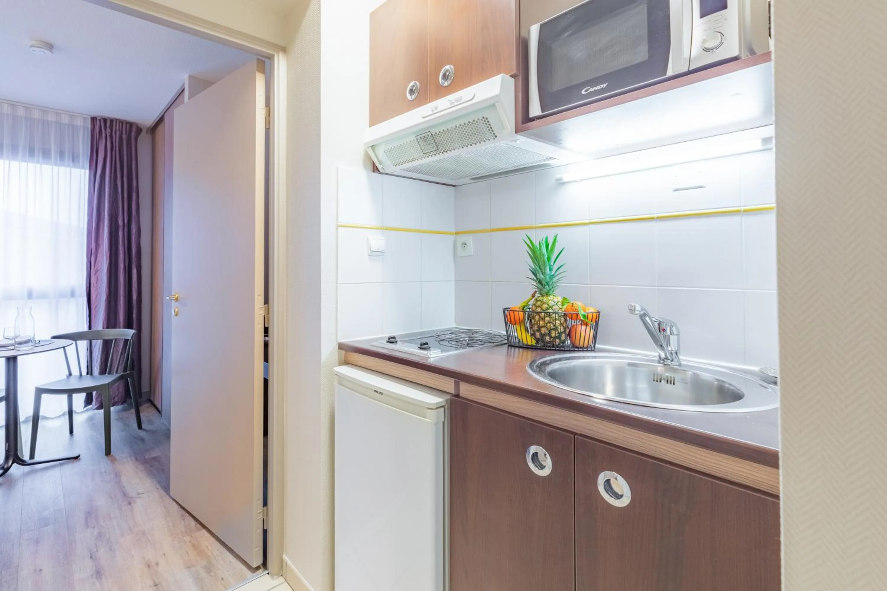 Kitchen or kitchenette in Appart'City Classic Angoulême Centre