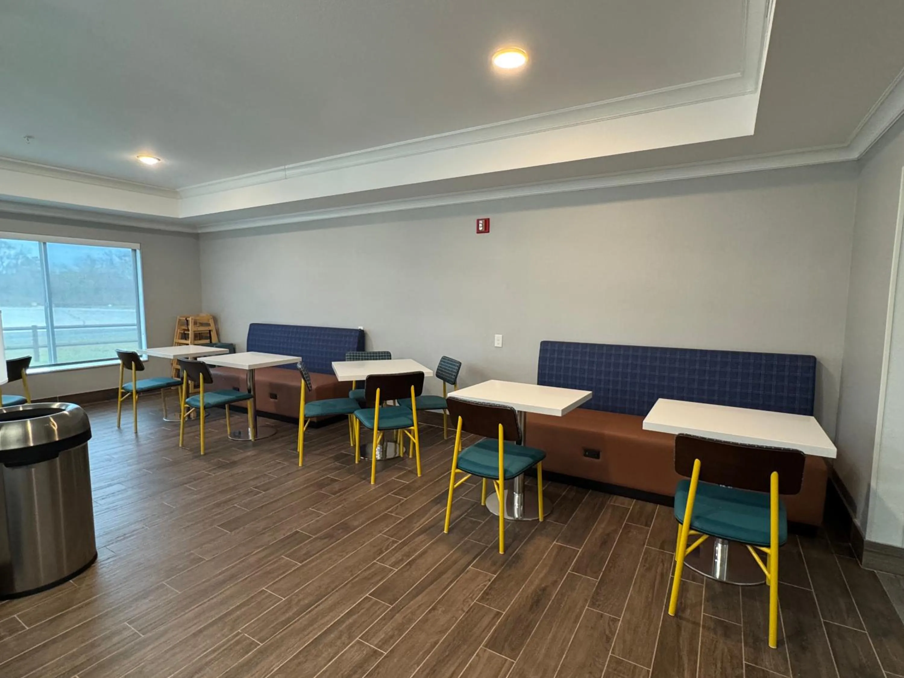 Dining area in Best Western Plus Longview – University Hotel