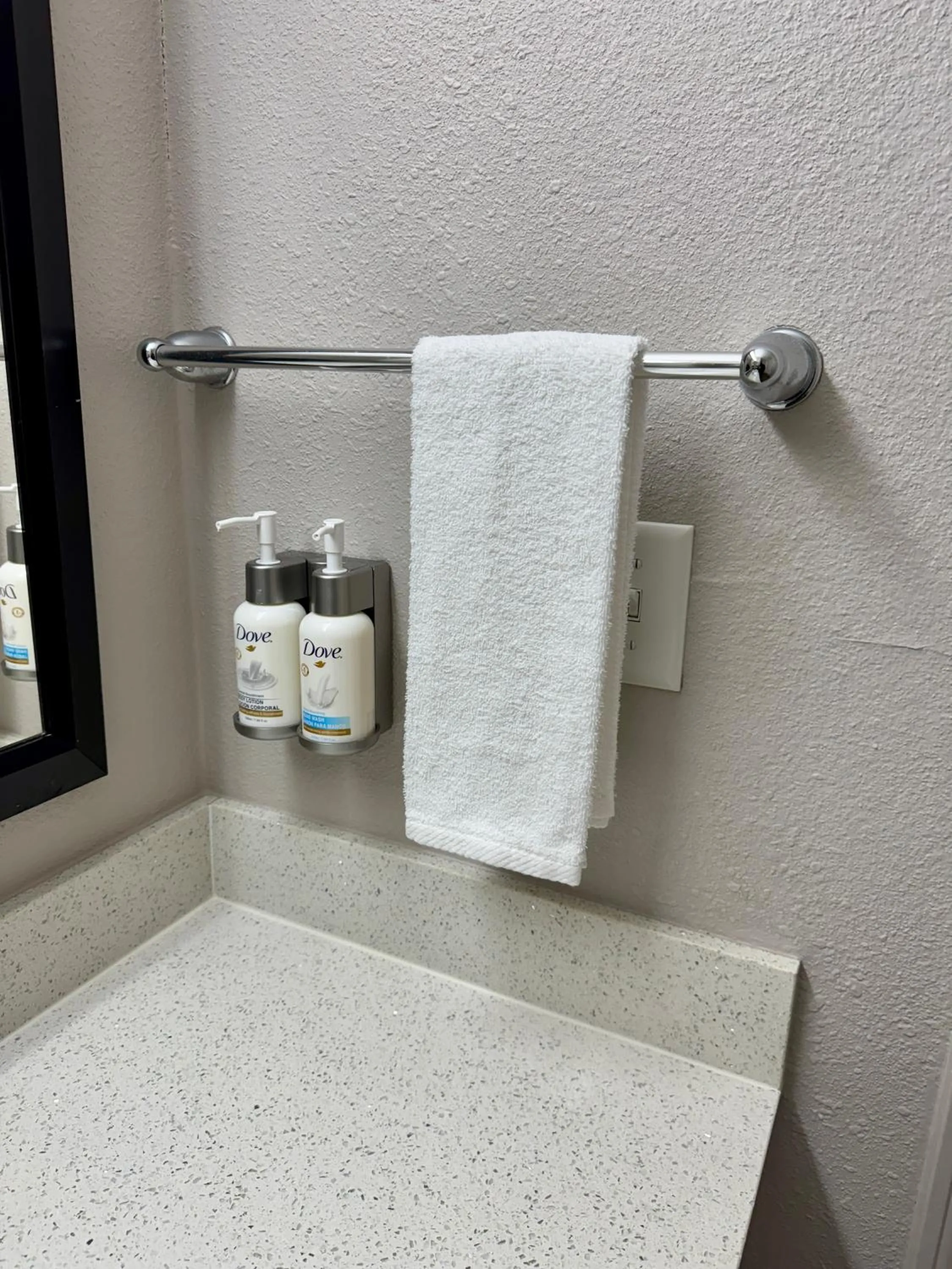 towels in Best Western Plus Longview – University Hotel