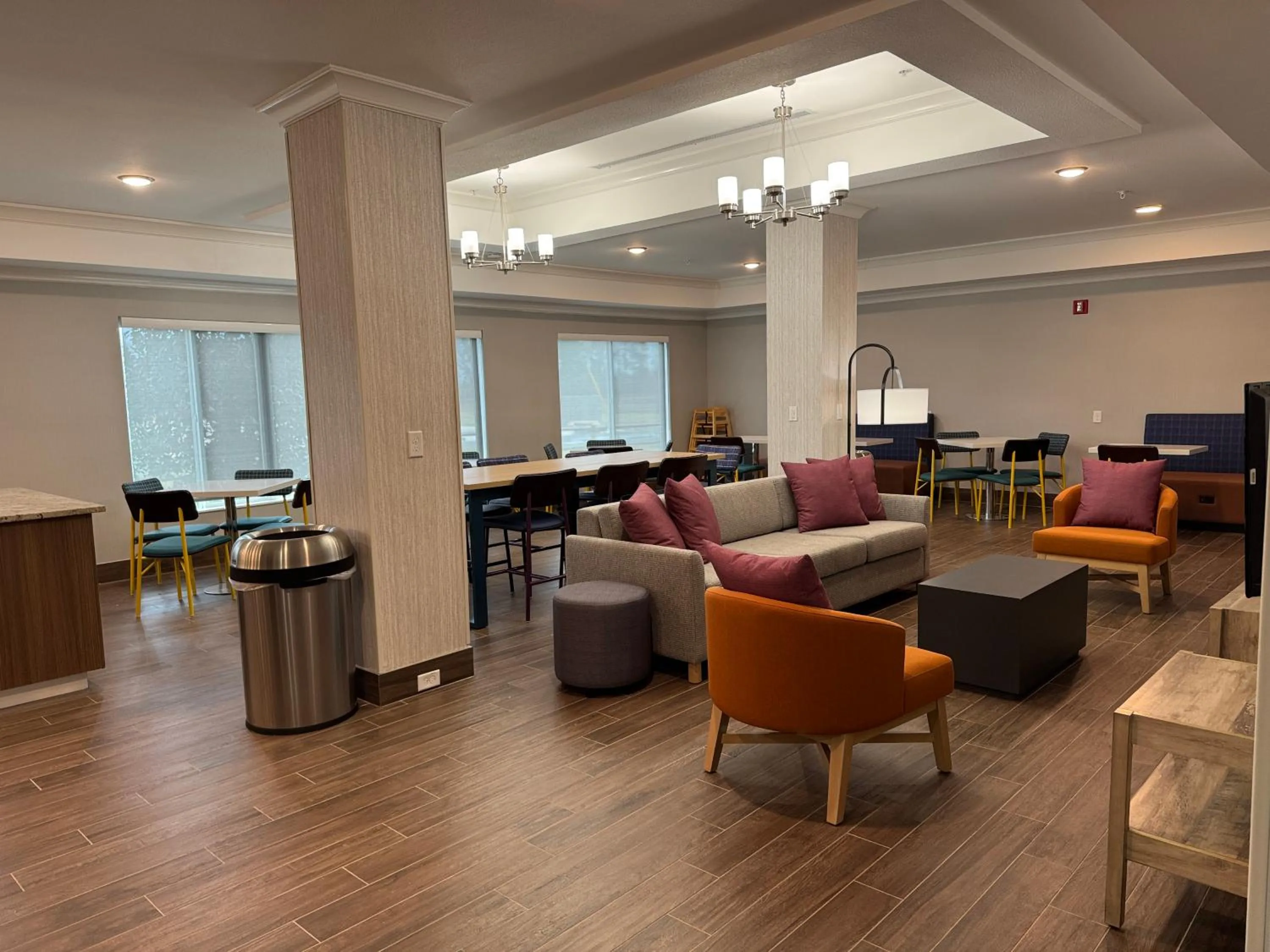 Dining area in Best Western Plus Longview – University Hotel