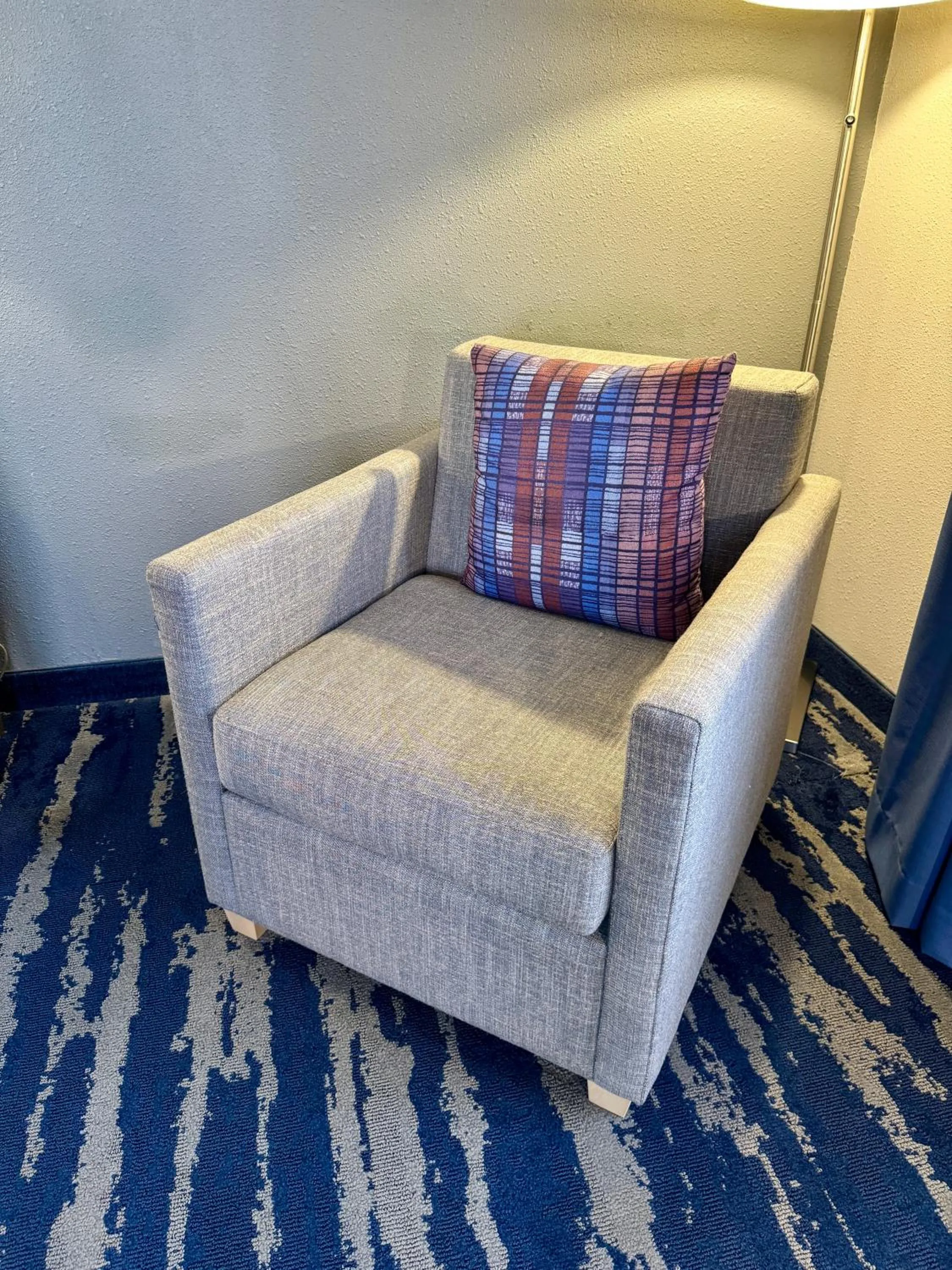 Seating area in Best Western Plus Longview – University Hotel