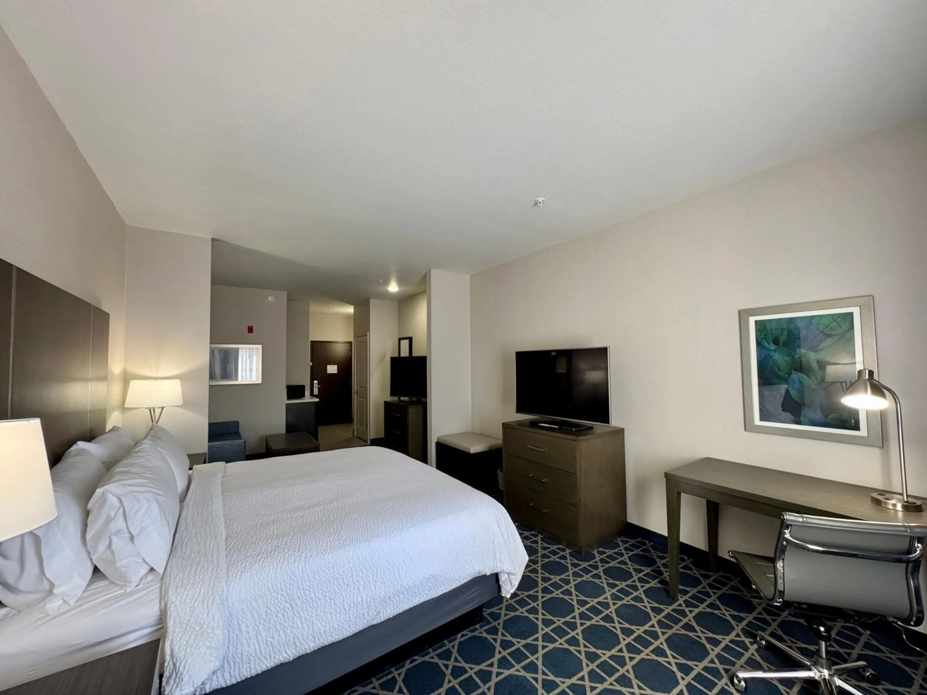 Bedroom, Bed in Best Western Plus Longview – University Hotel