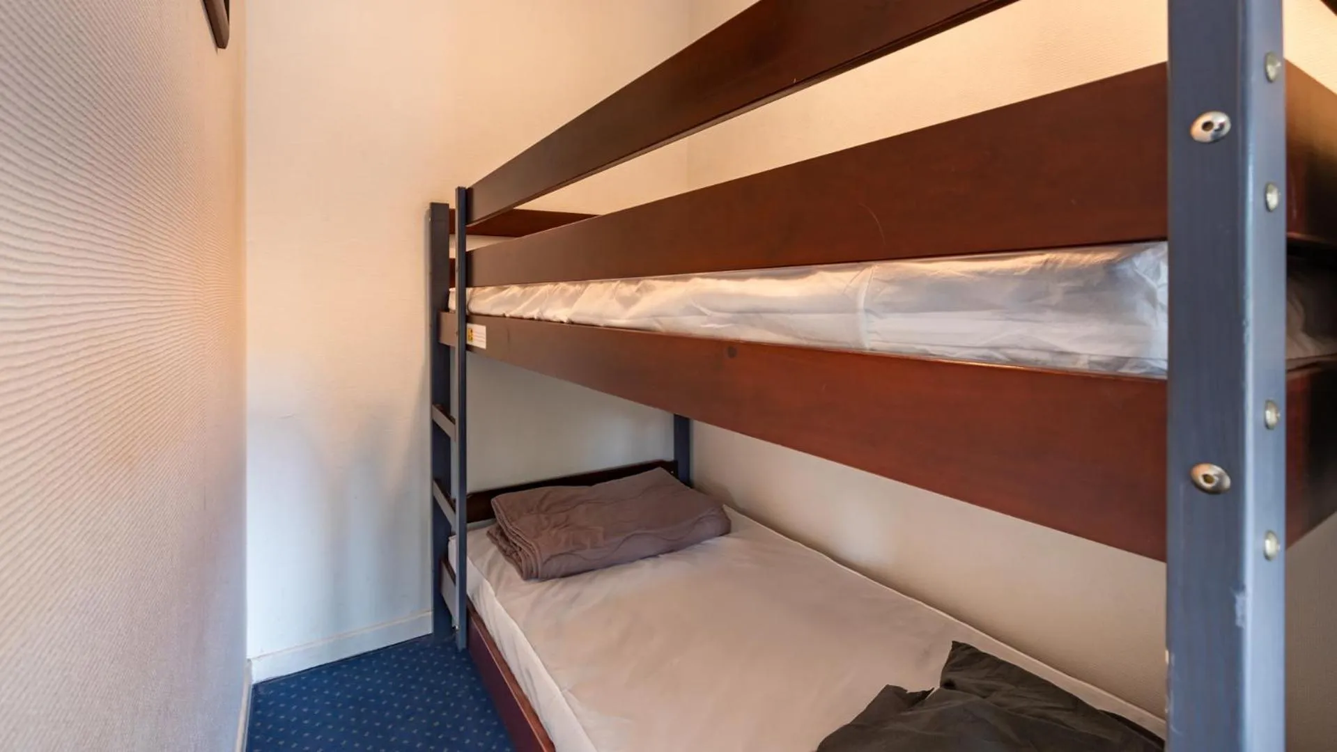 bunk bed, Bed in Vacancéole - Appart'Vacances Pyrénées 2000
