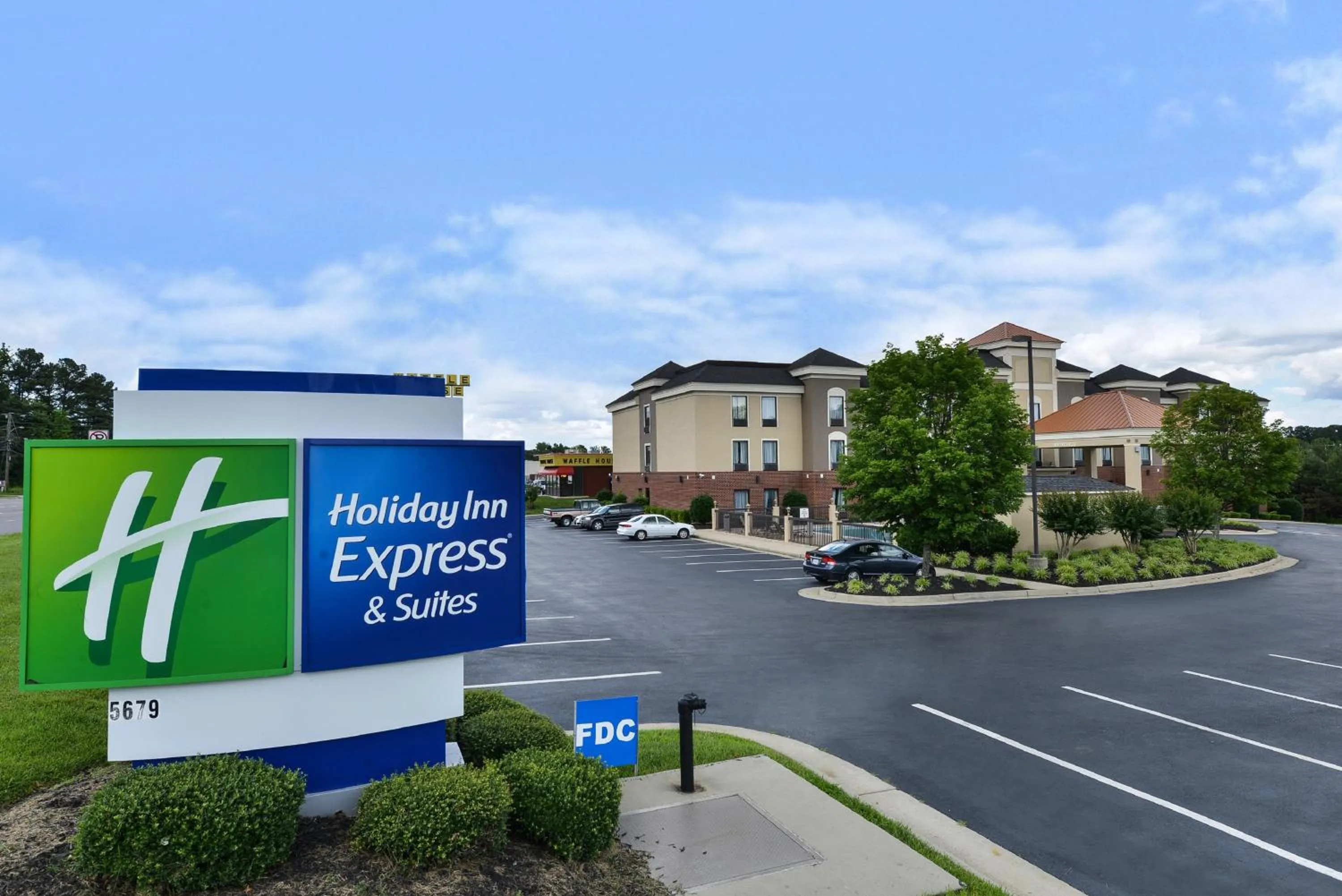 Property building in Holiday Inn Express Hotel & Suites Petersburg/Dinwiddie by IHG