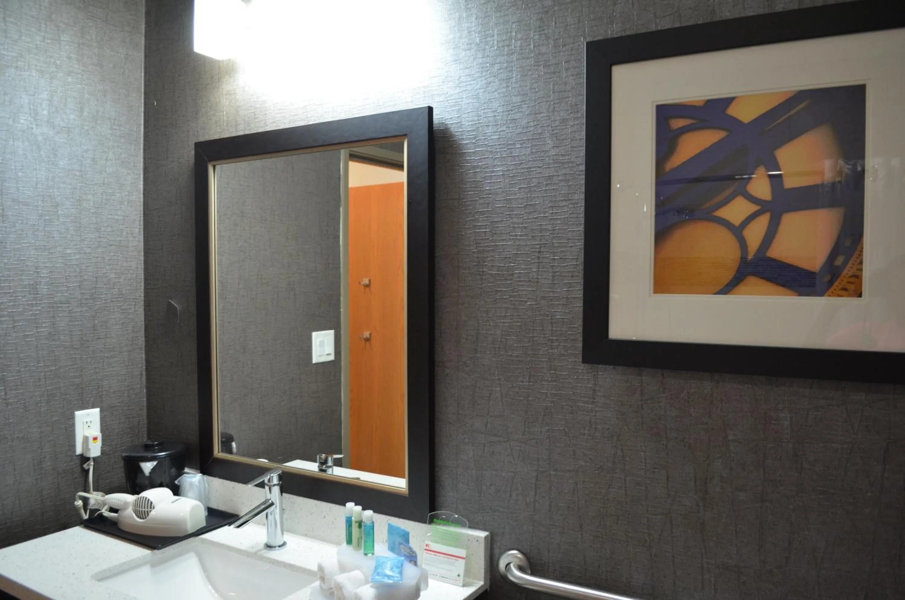 Bathroom in Holiday Inn Longview - North by IHG