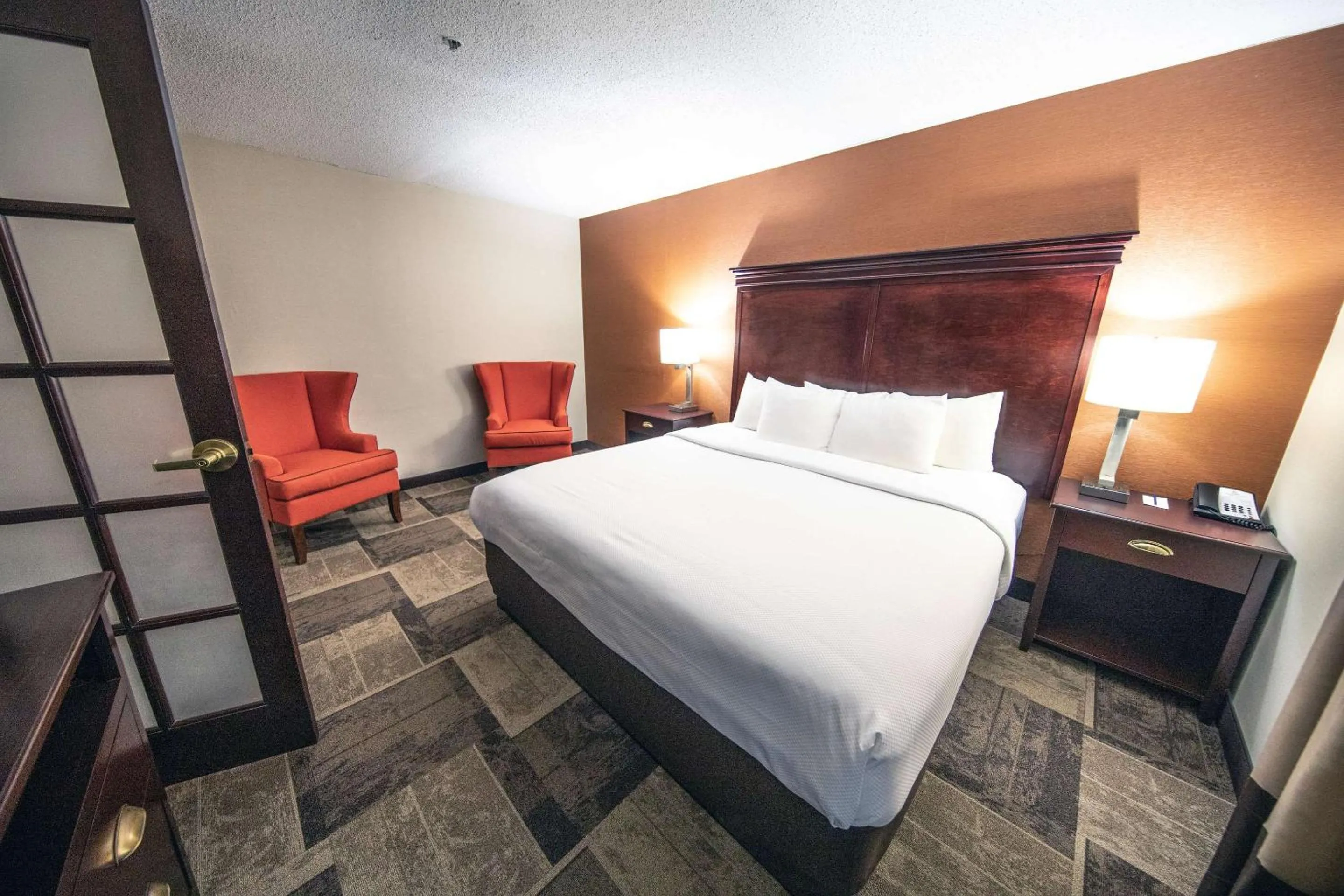 Bedroom, Bed in Comfort Inn & Suites Hutchinson