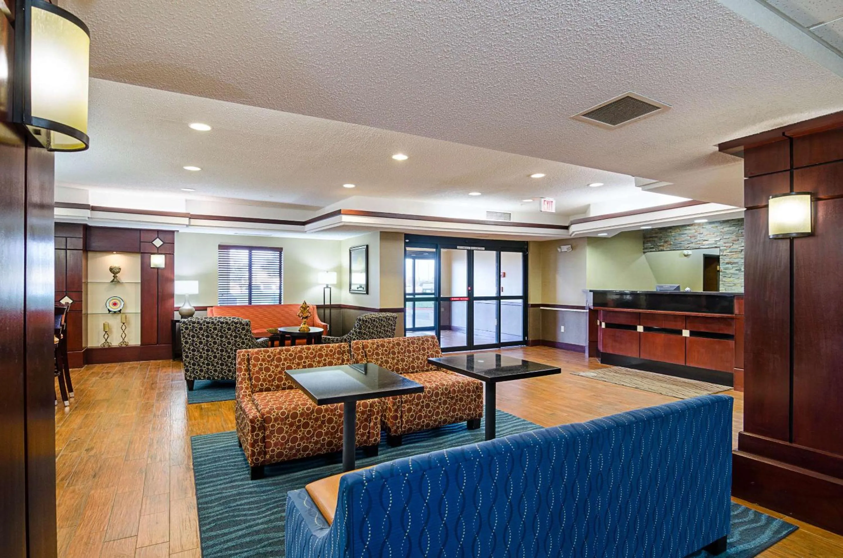 Lobby or reception in Comfort Inn & Suites Hutchinson