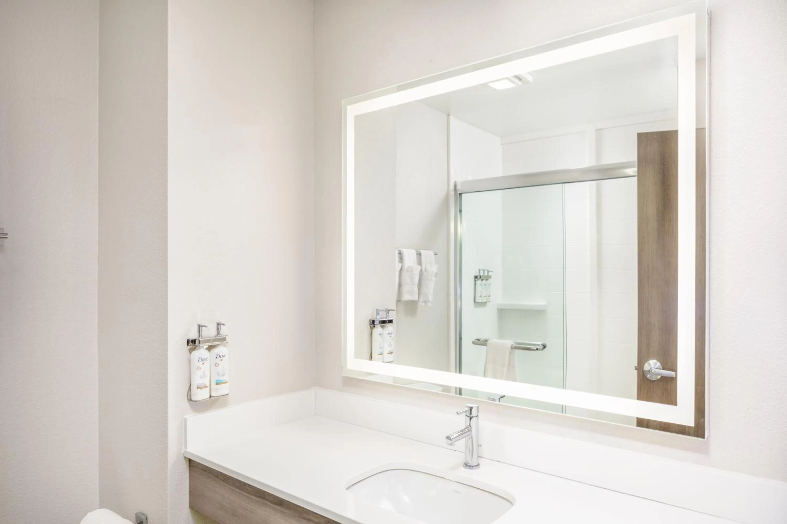 Bathroom in Holiday Inn Express Kearney by IHG