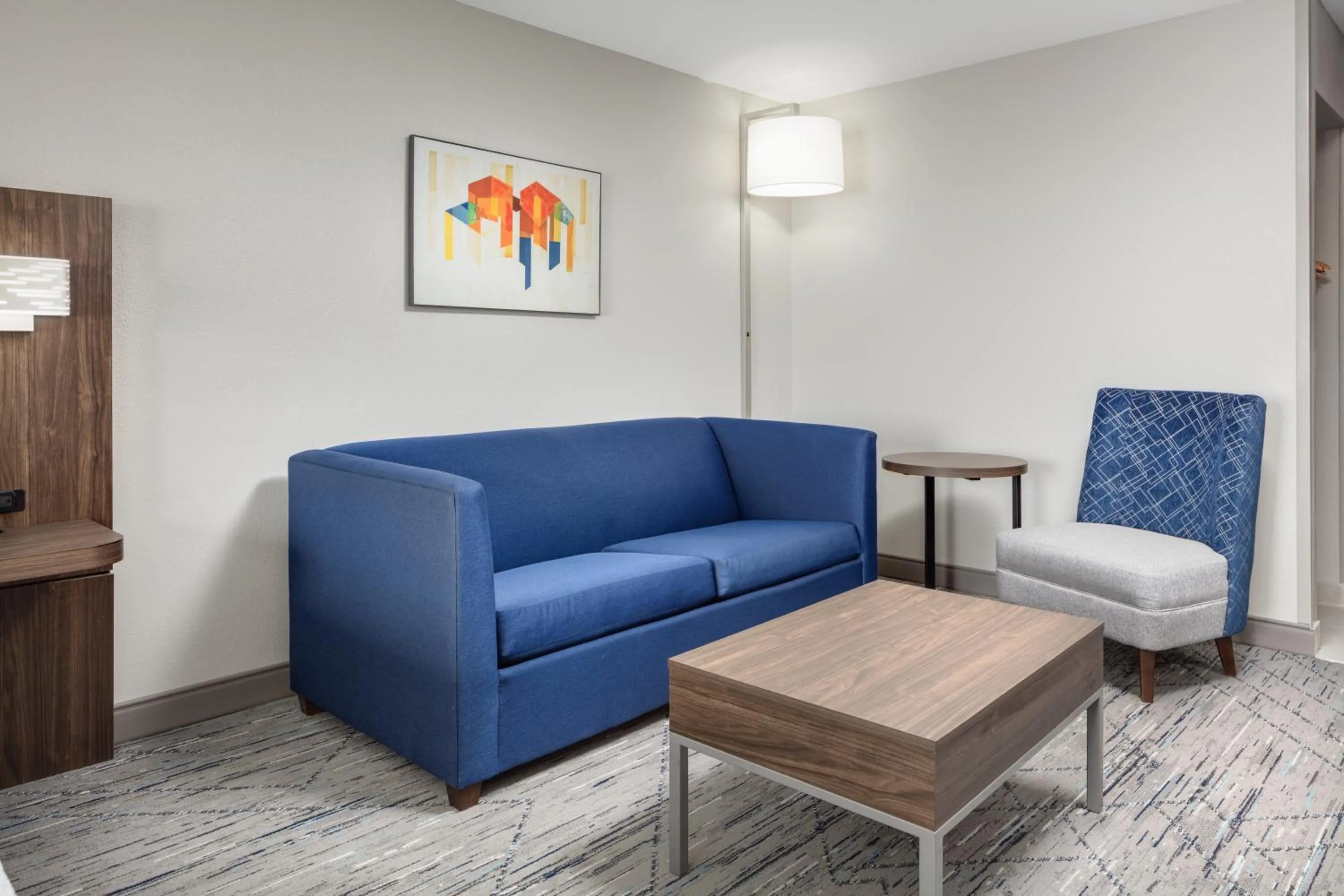 Seating area in Holiday Inn Express Kearney by IHG
