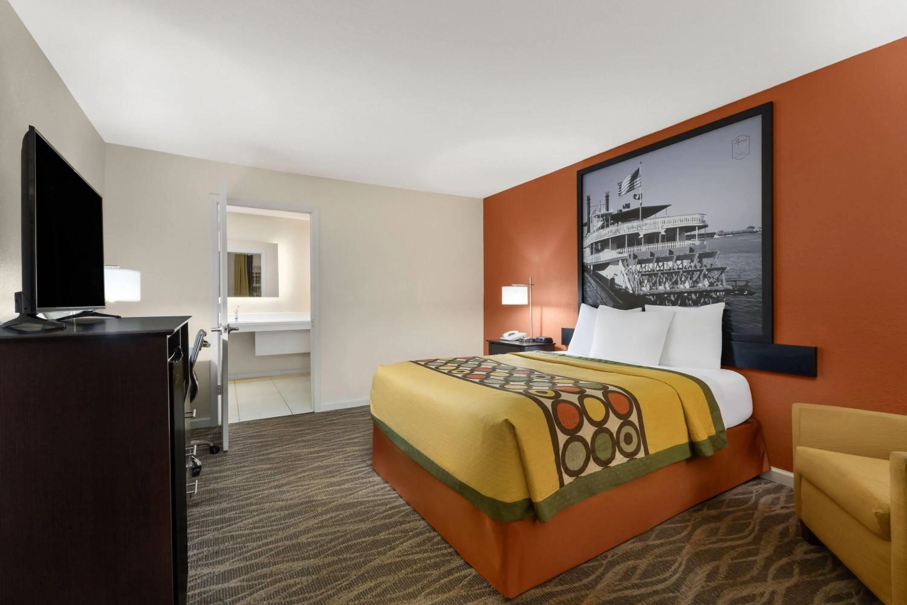 Photo of the whole room, Bed in Super 8 by Wyndham New Orleans
