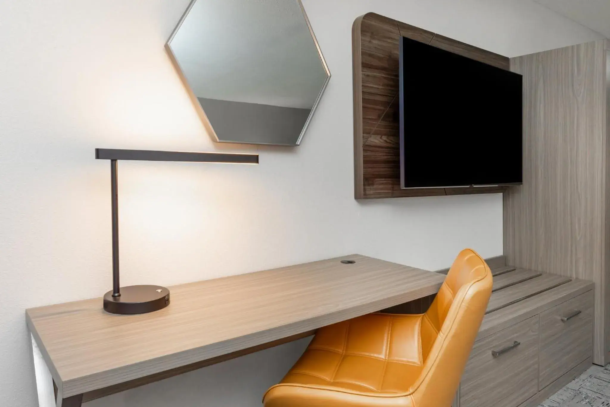 King Suite in Holiday Inn Express Breaux Bridge by IHG King Suite in Holiday Inn Express Breaux Bridge by IHG