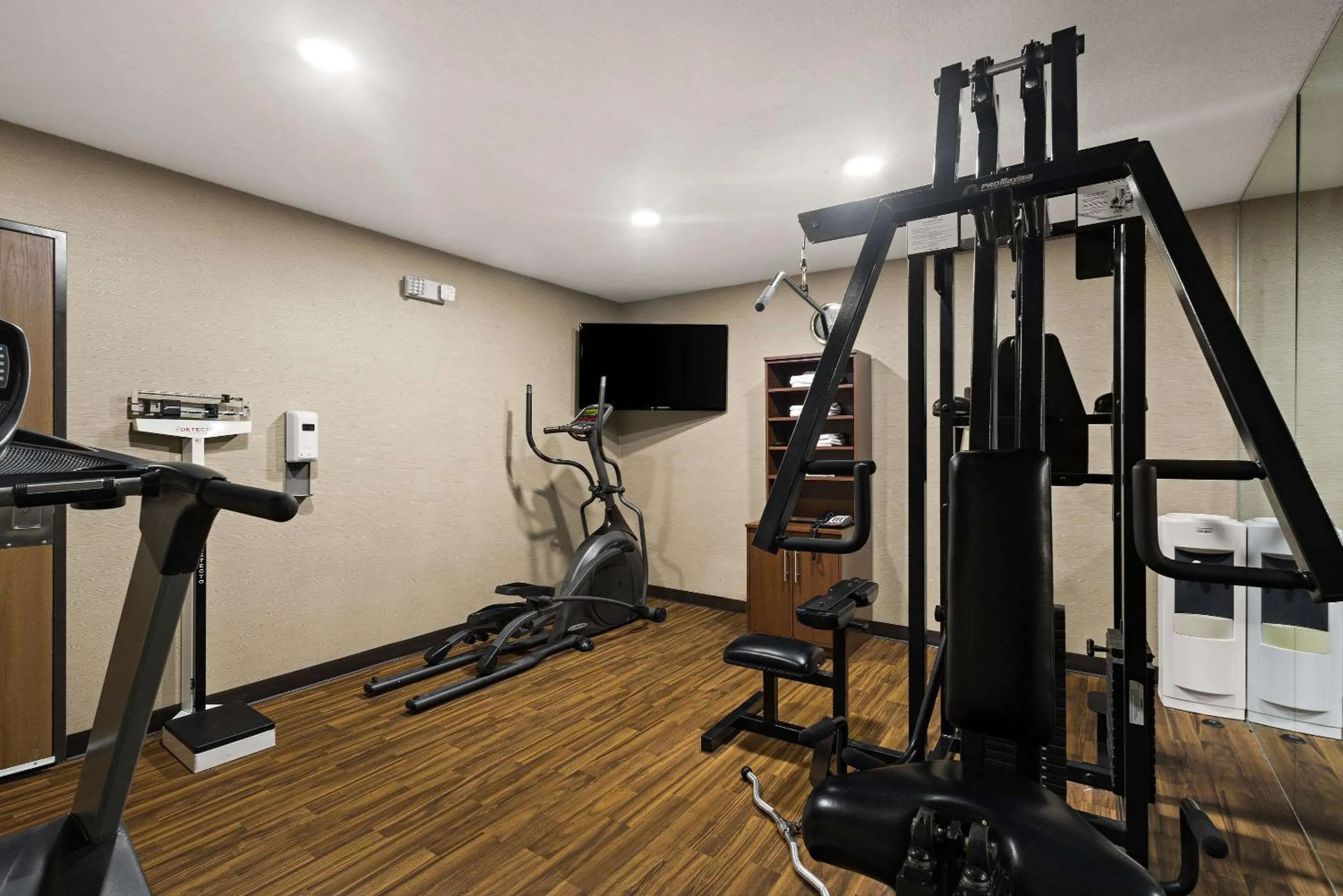 Fitness centre/facilities in Comfort Inn Huntington Near University
