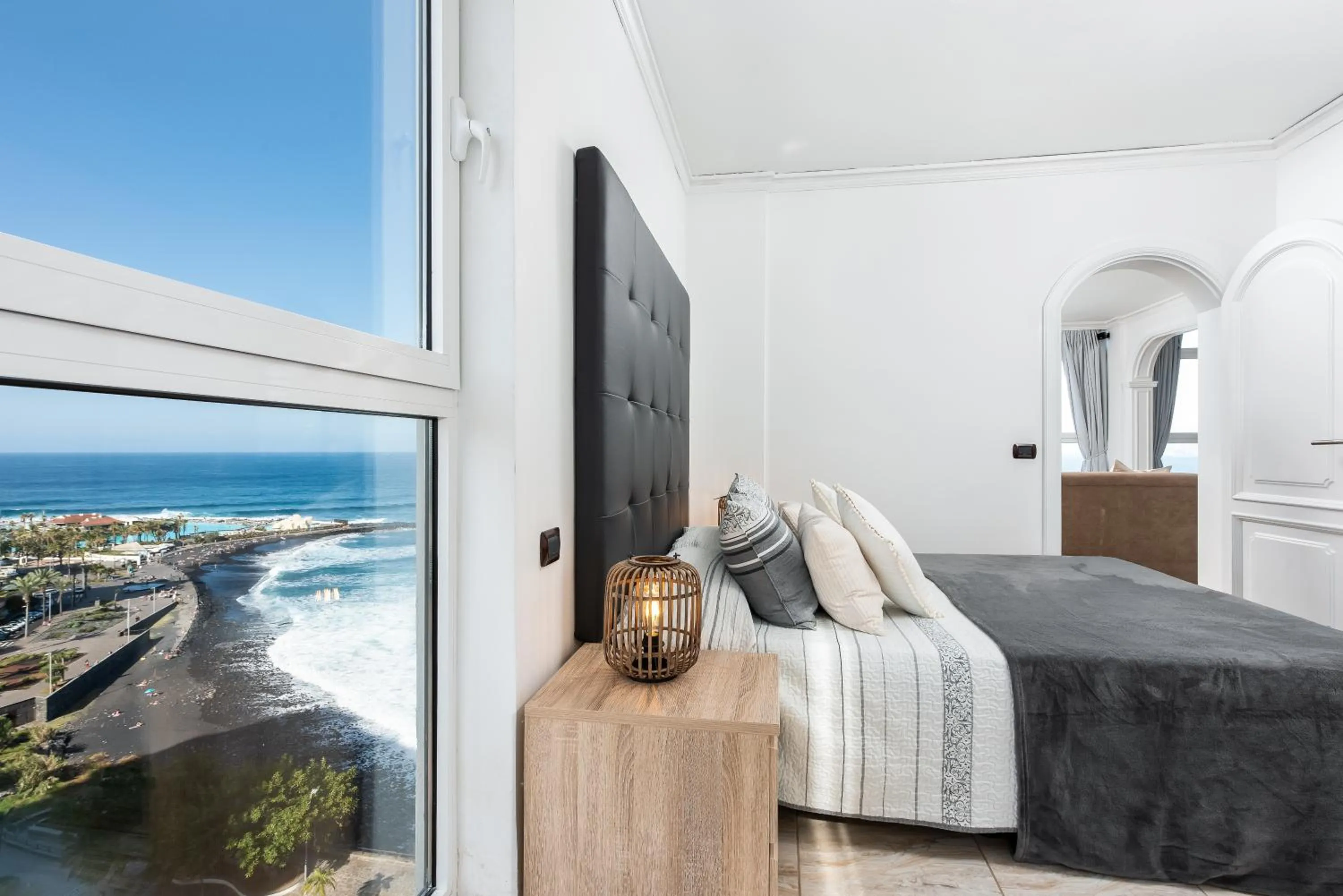 Bedroom, Bed in Ocean Vistas 24