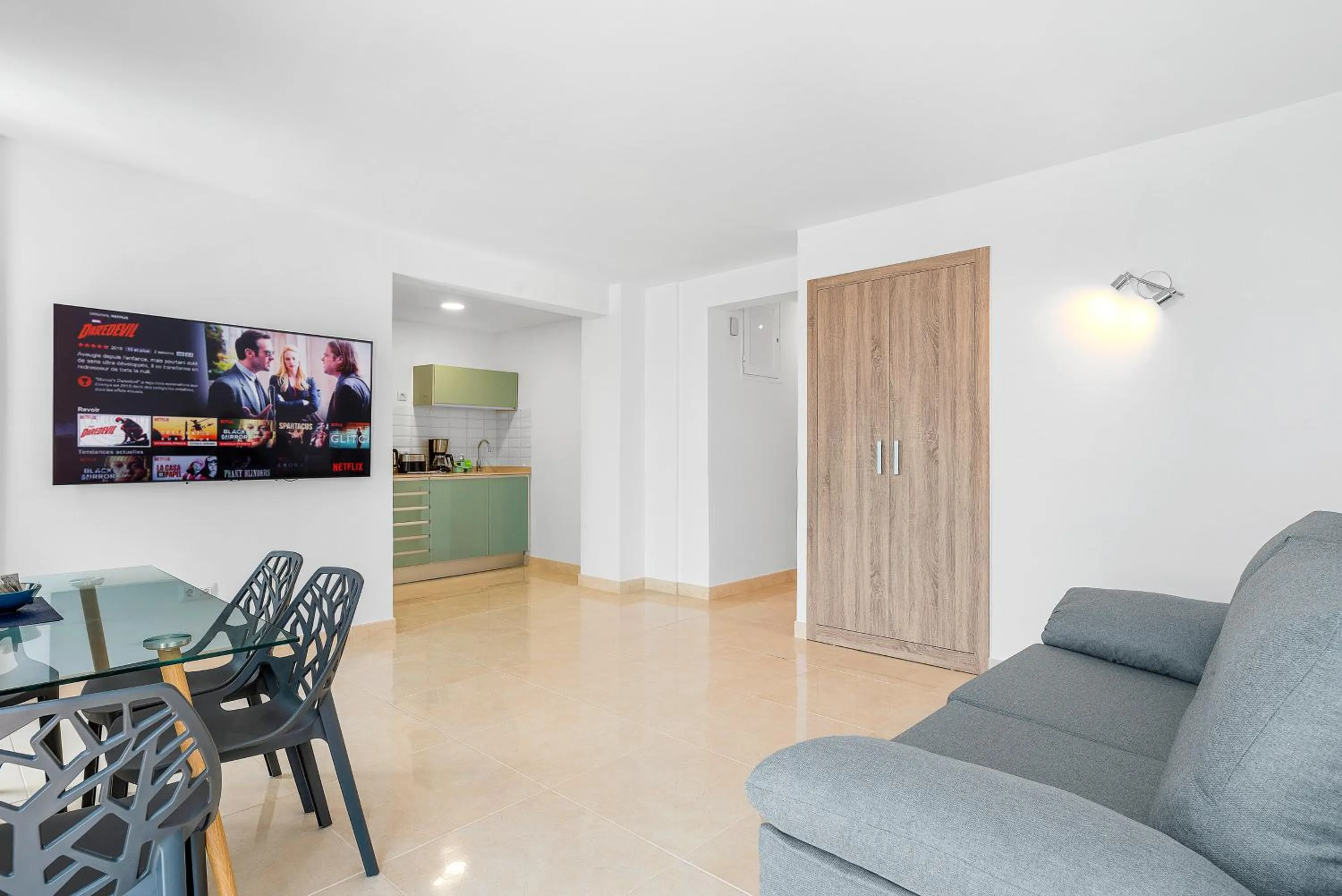 TV and multimedia in Ocean Vistas 24